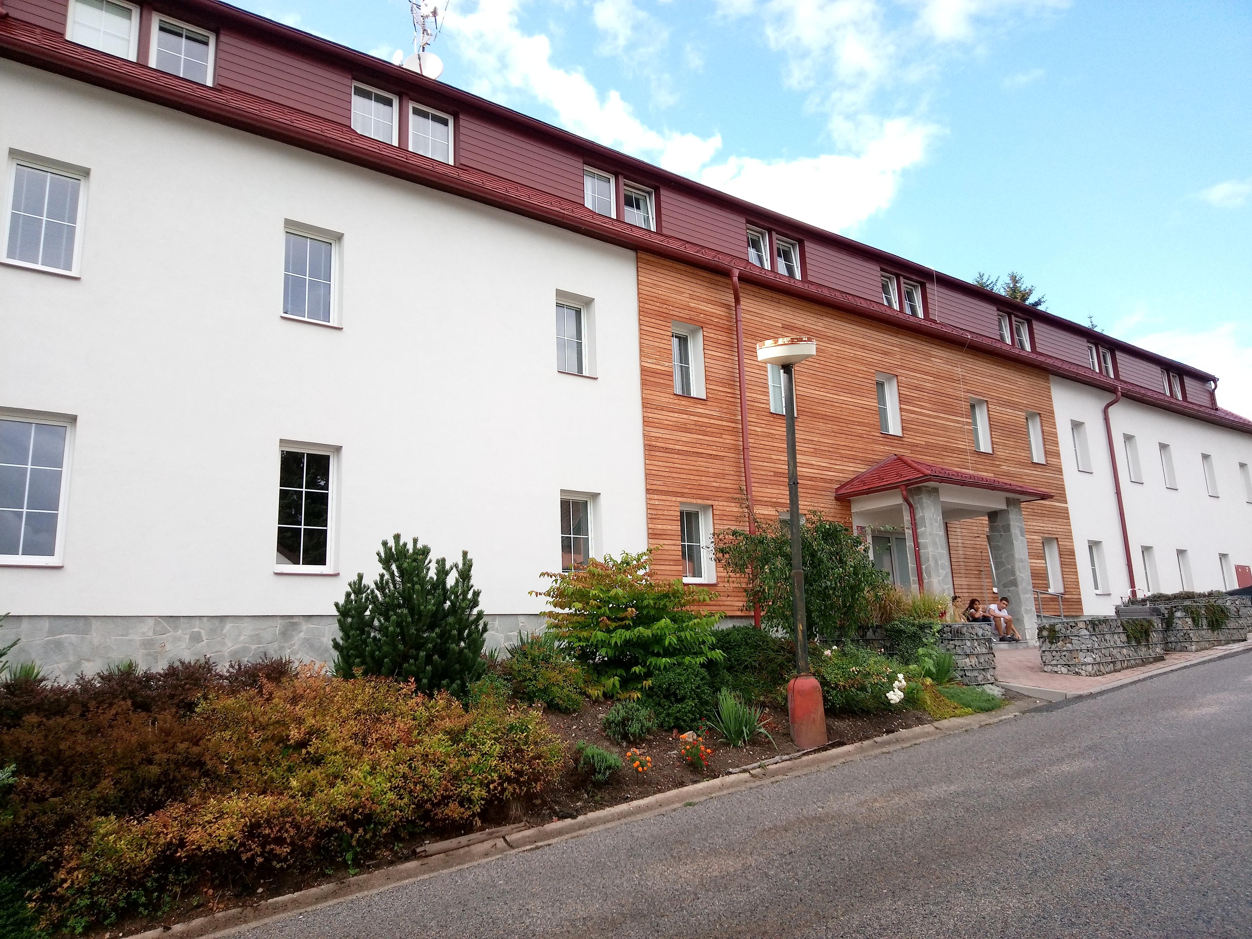 Dětský domov, Základní škola a Školní jídelna, Horní Planá foto 4