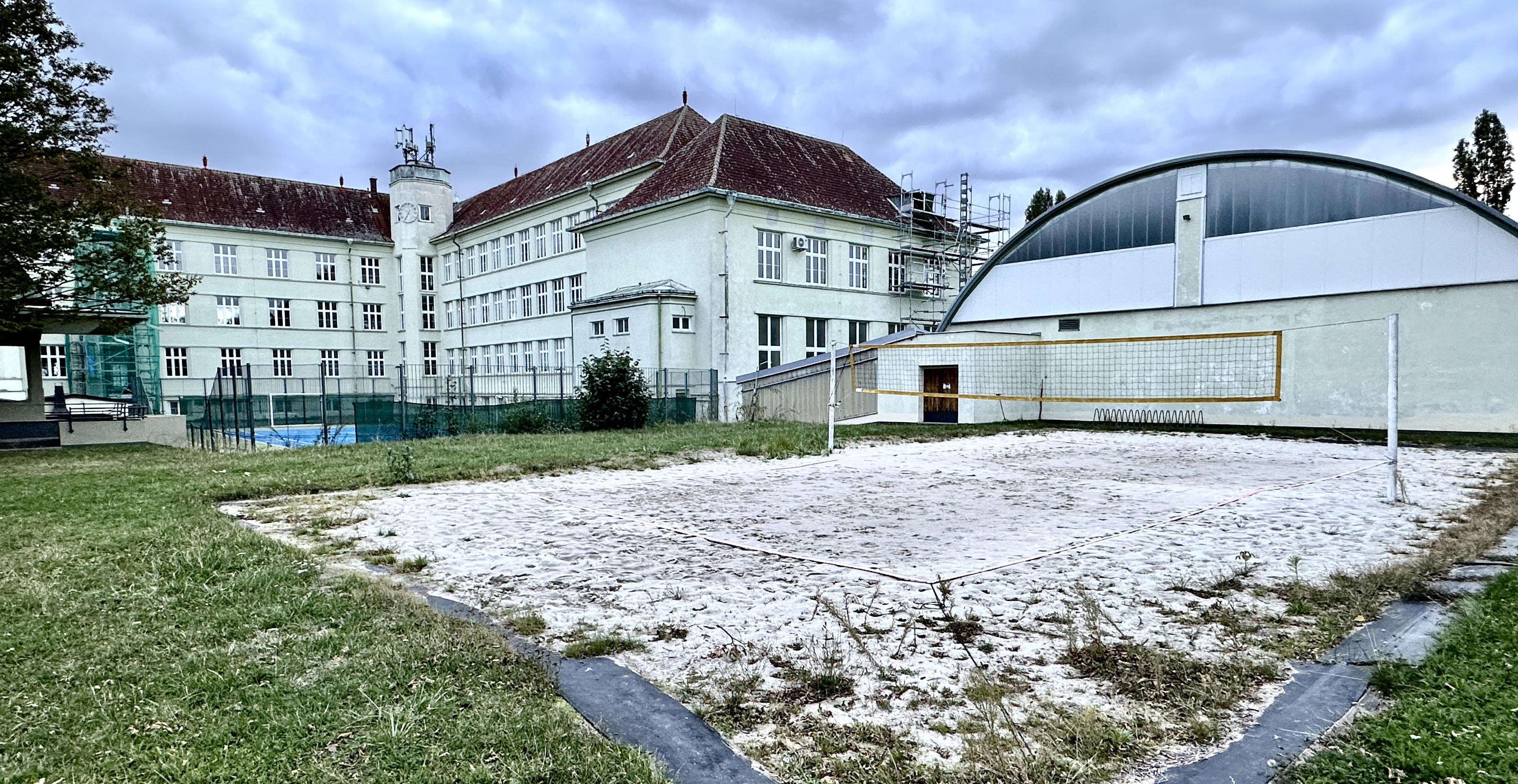 Gymnázium Chomutov foto 5