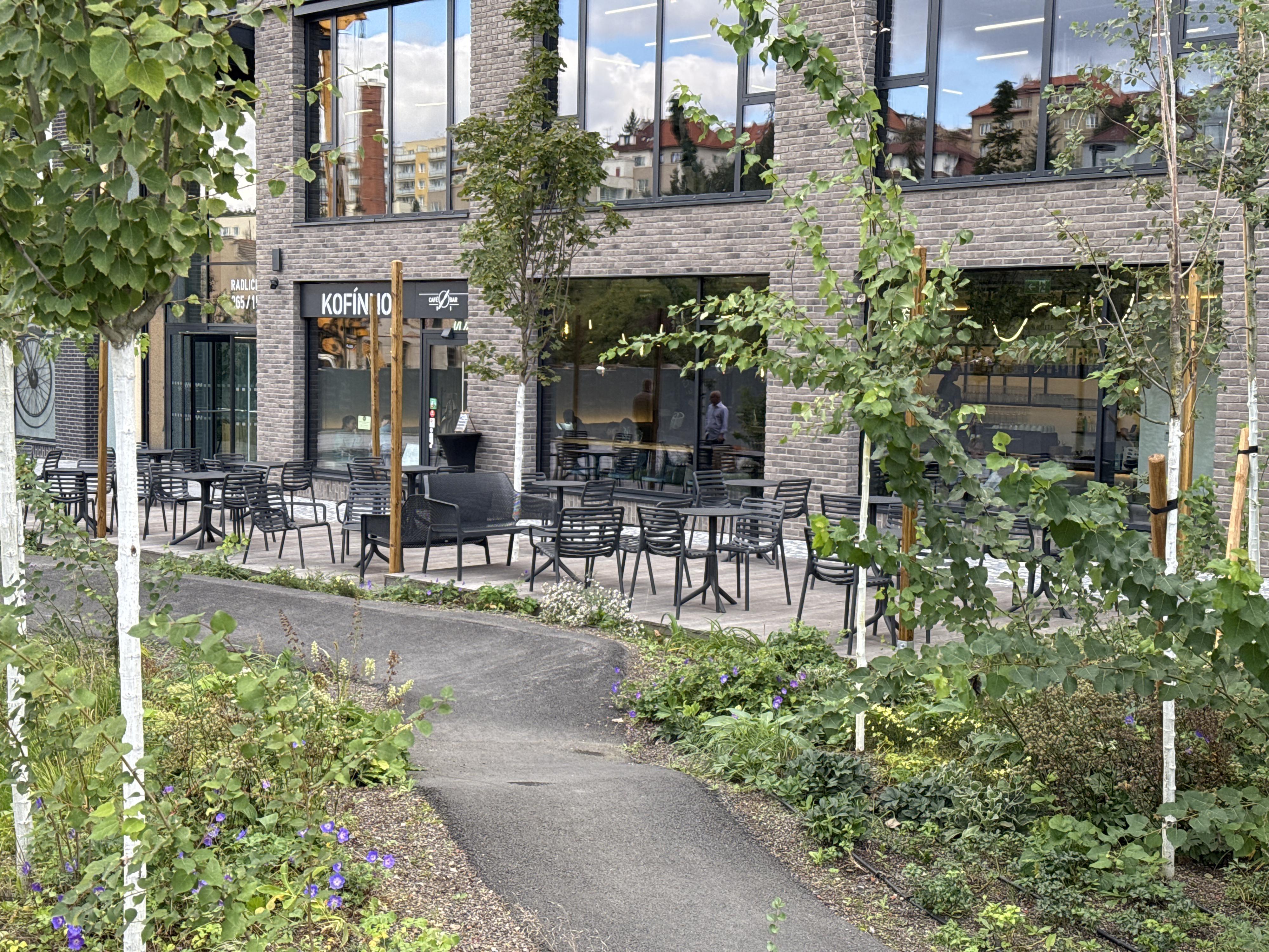 Kofínno Café & Bar | Waltrovka
