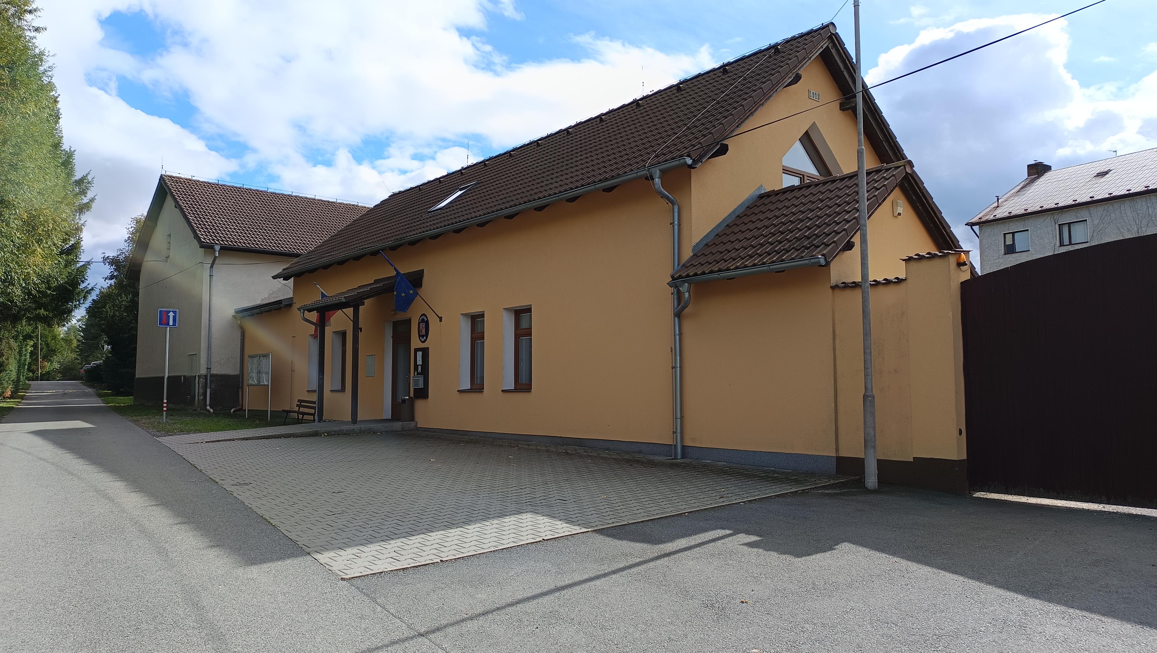 Ohrobec - obecní úřad