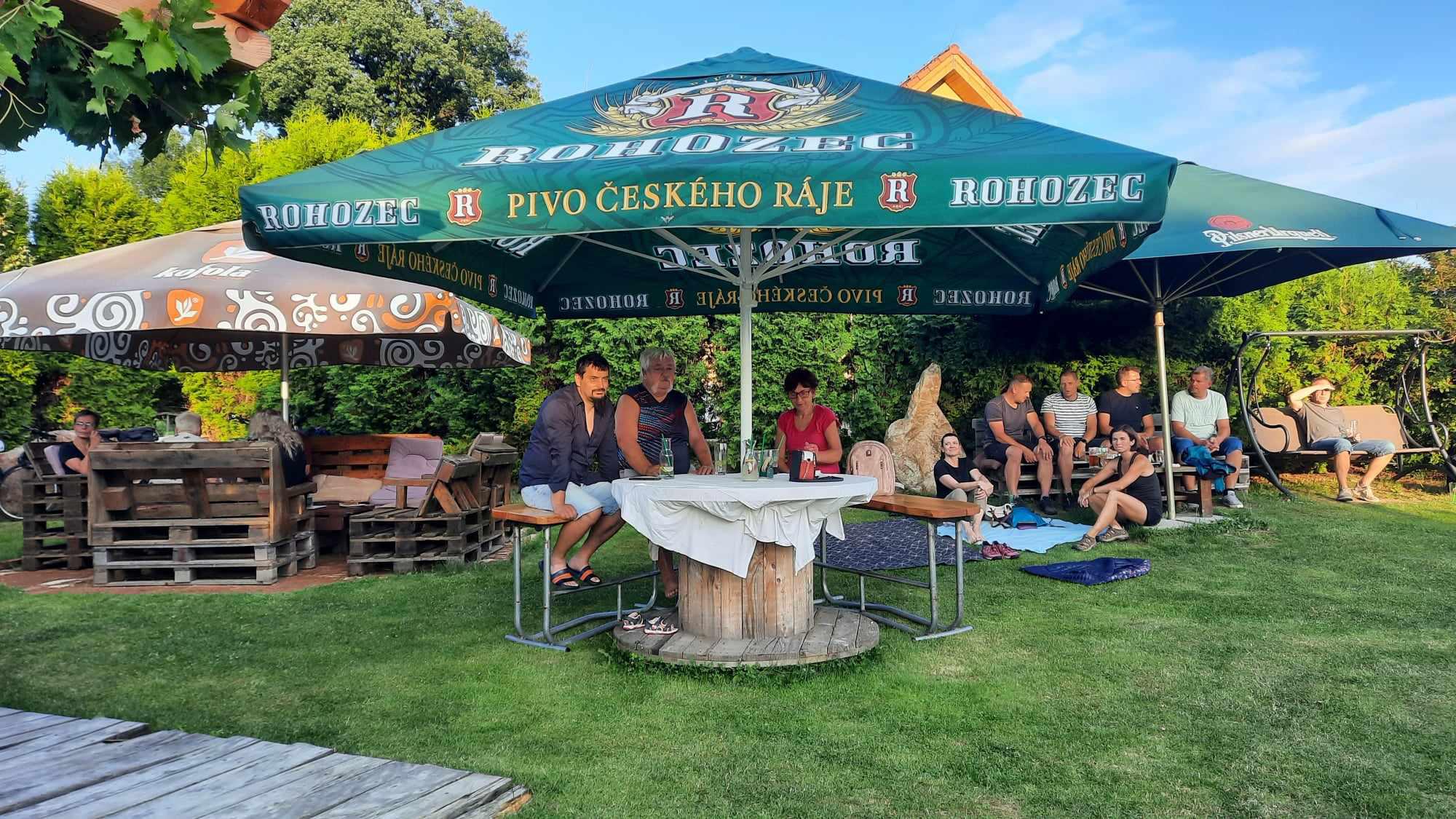 Na Kopečku - letní zahrada s občerstvením foto 2