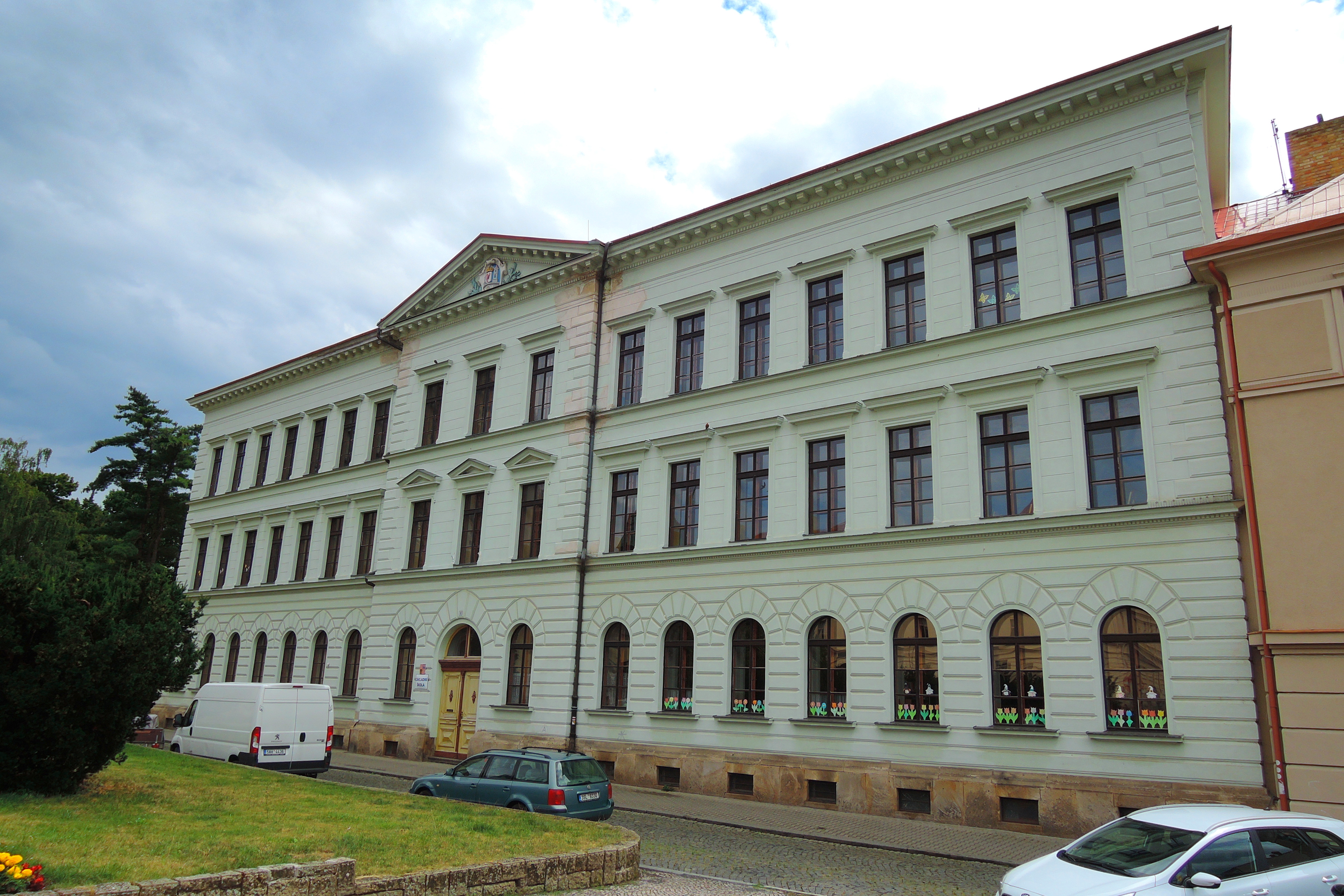 2. ZŠ Rakovník, Husovo náměstí foto 2