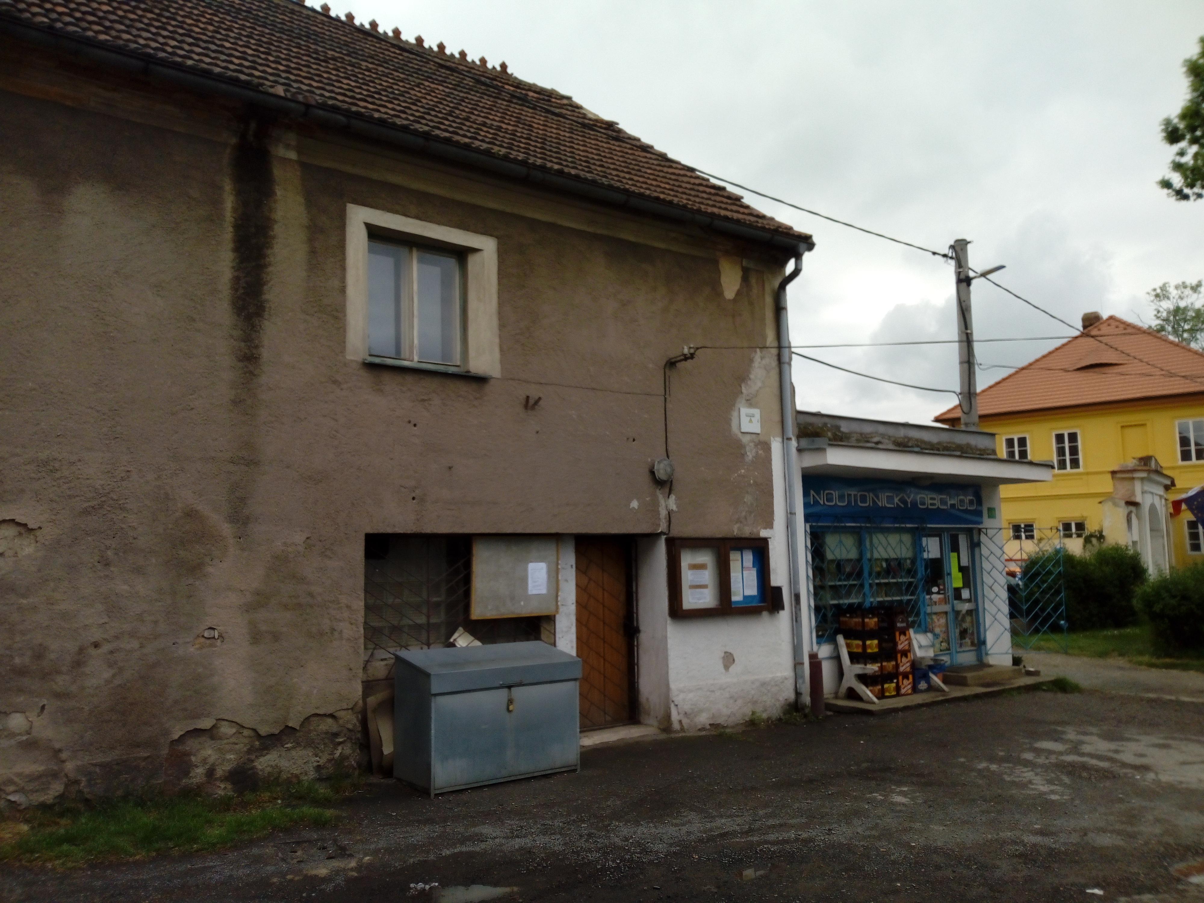 Noutonický obchod foto 1