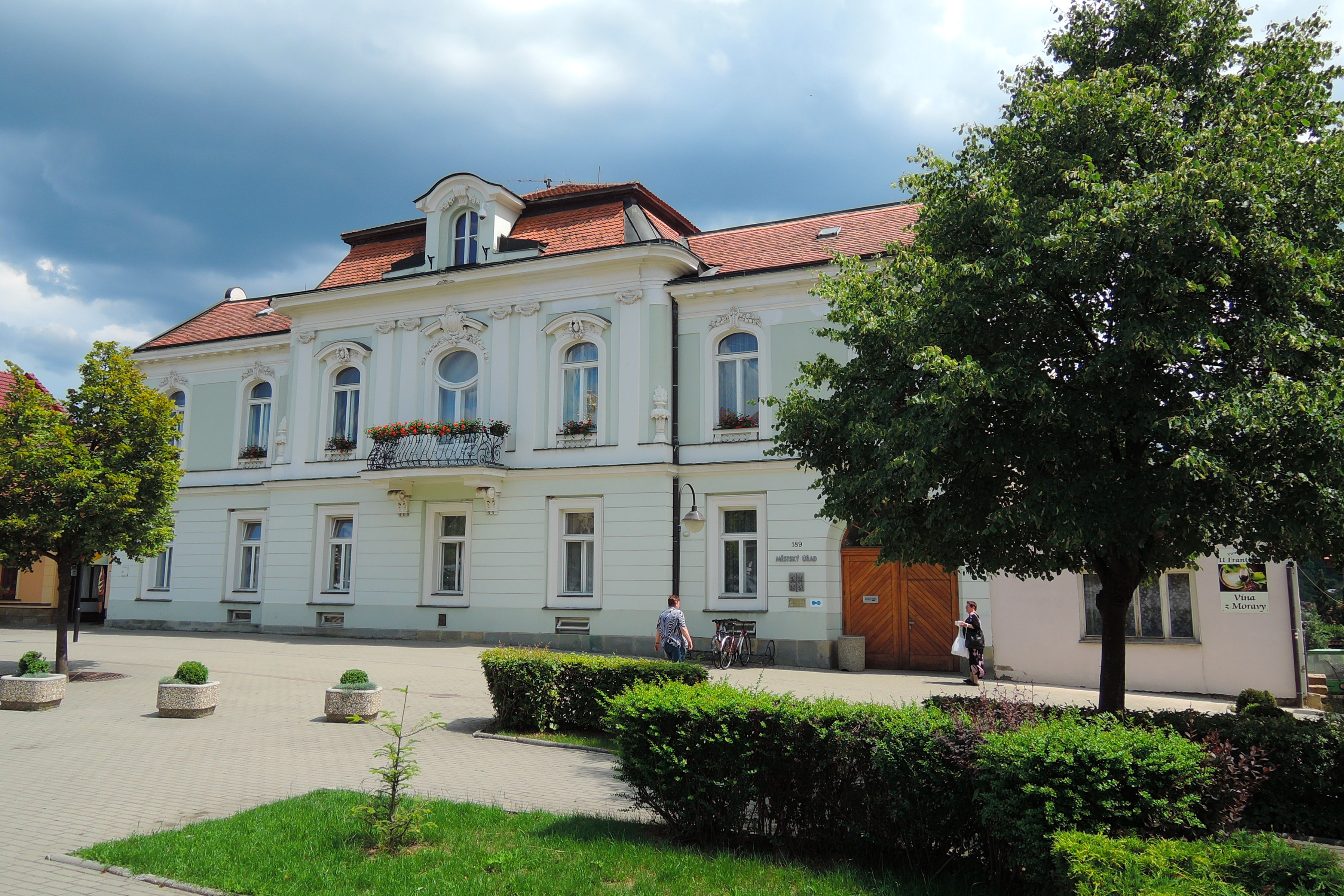 Valašské Klobouky - městský úřad foto 5