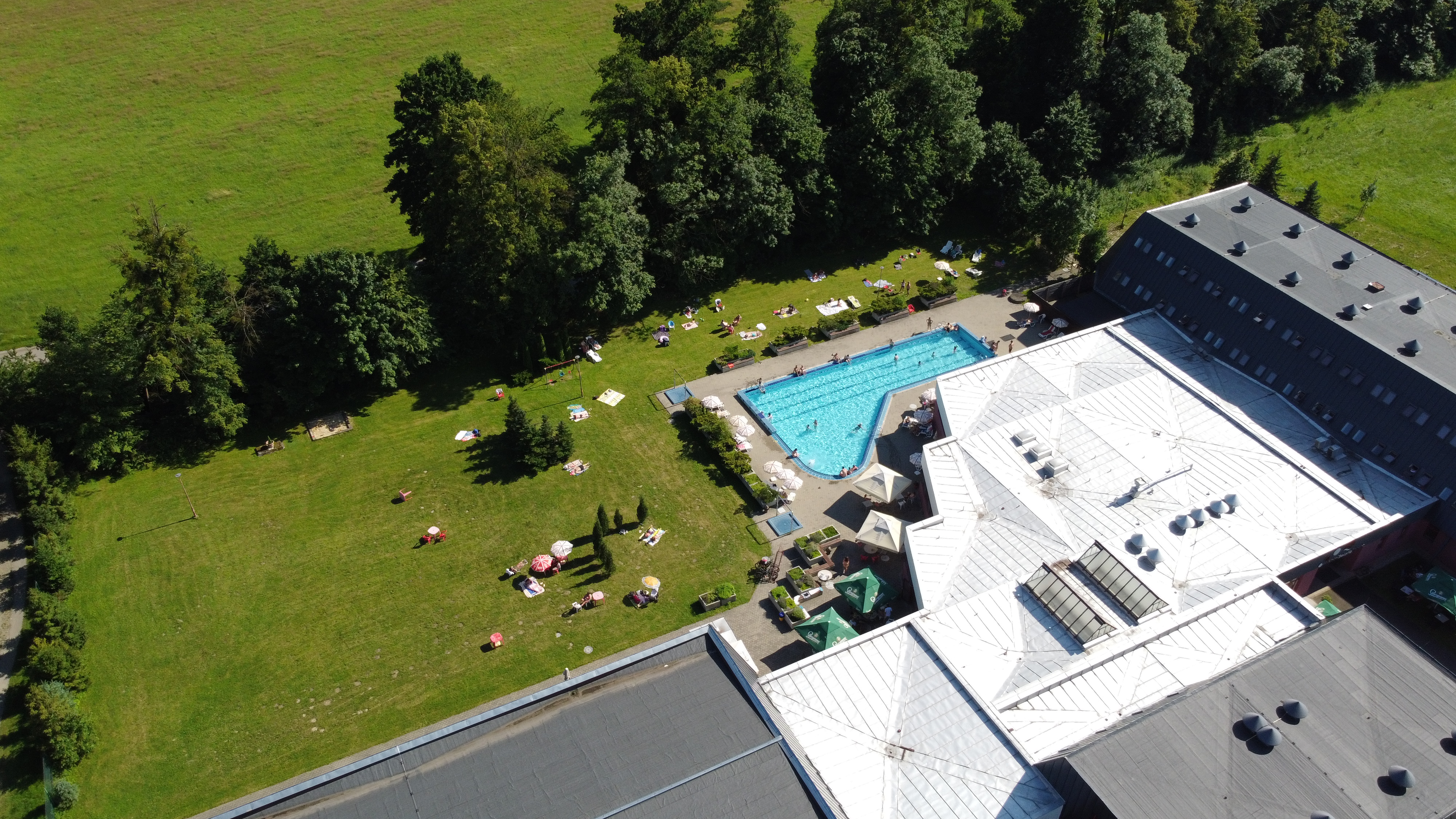 Bazén hotelu Belaria foto 4