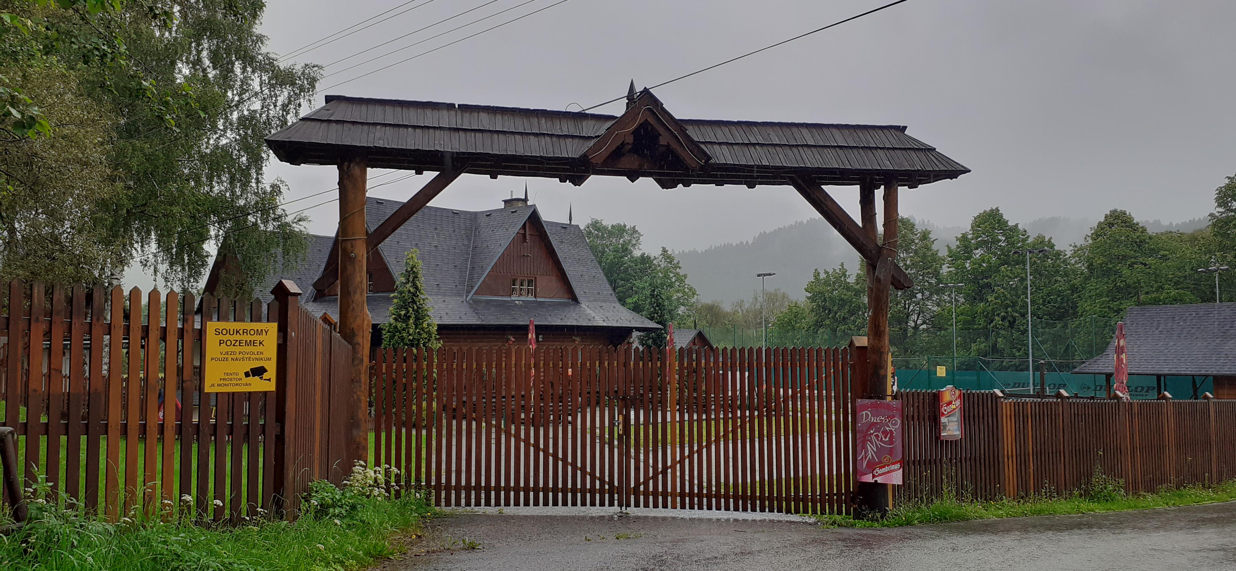 Penzion Koliba "U splavu" Hovězí foto 4