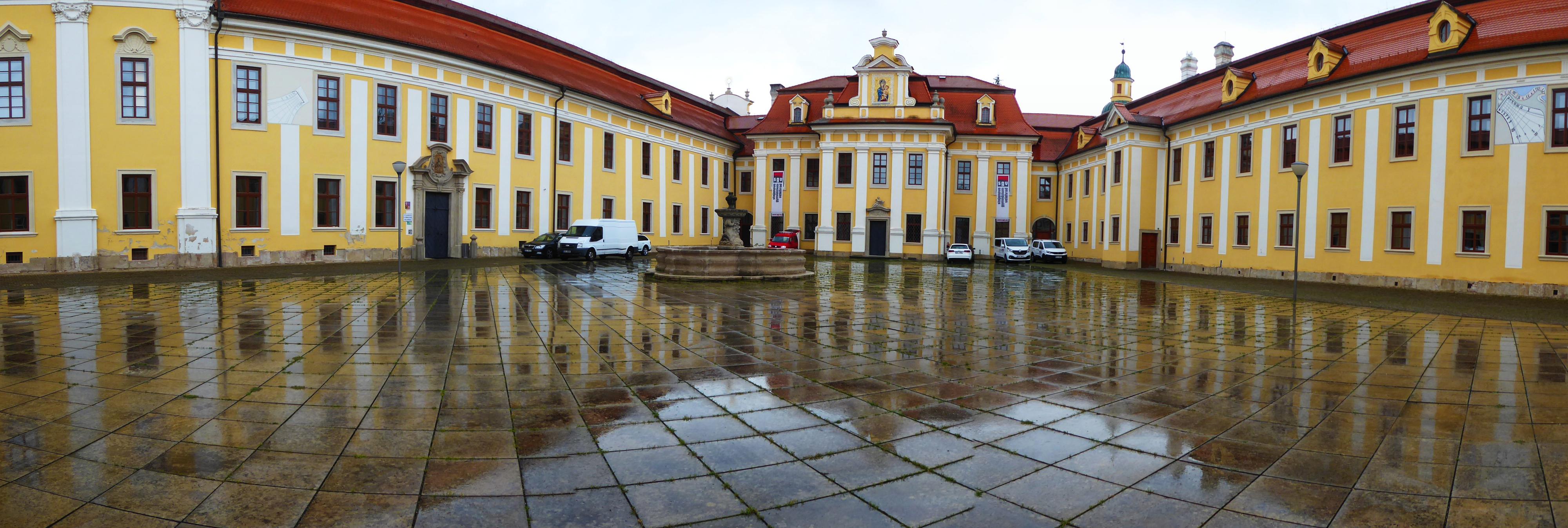 Stojanovo gymnázium, Velehrad foto 3