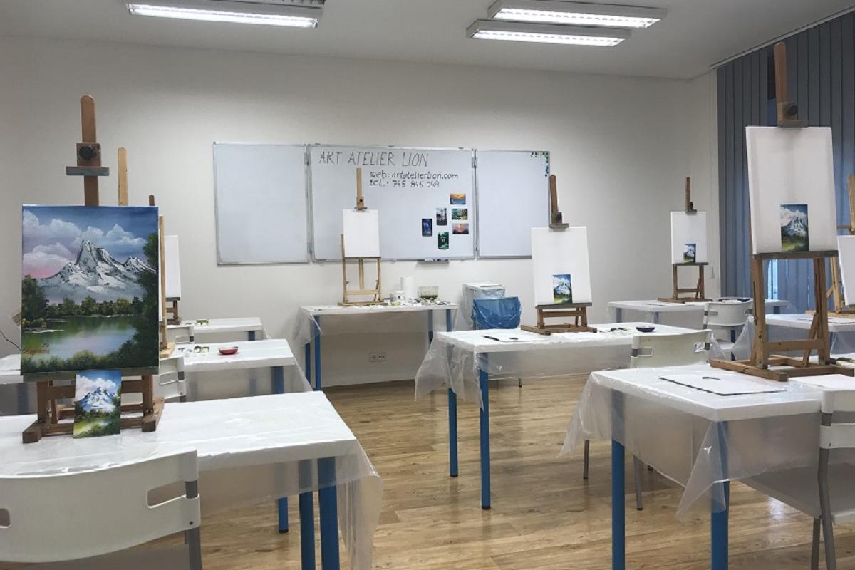 Art Atelier Lion - Kurzy olejomalby Bob Ross