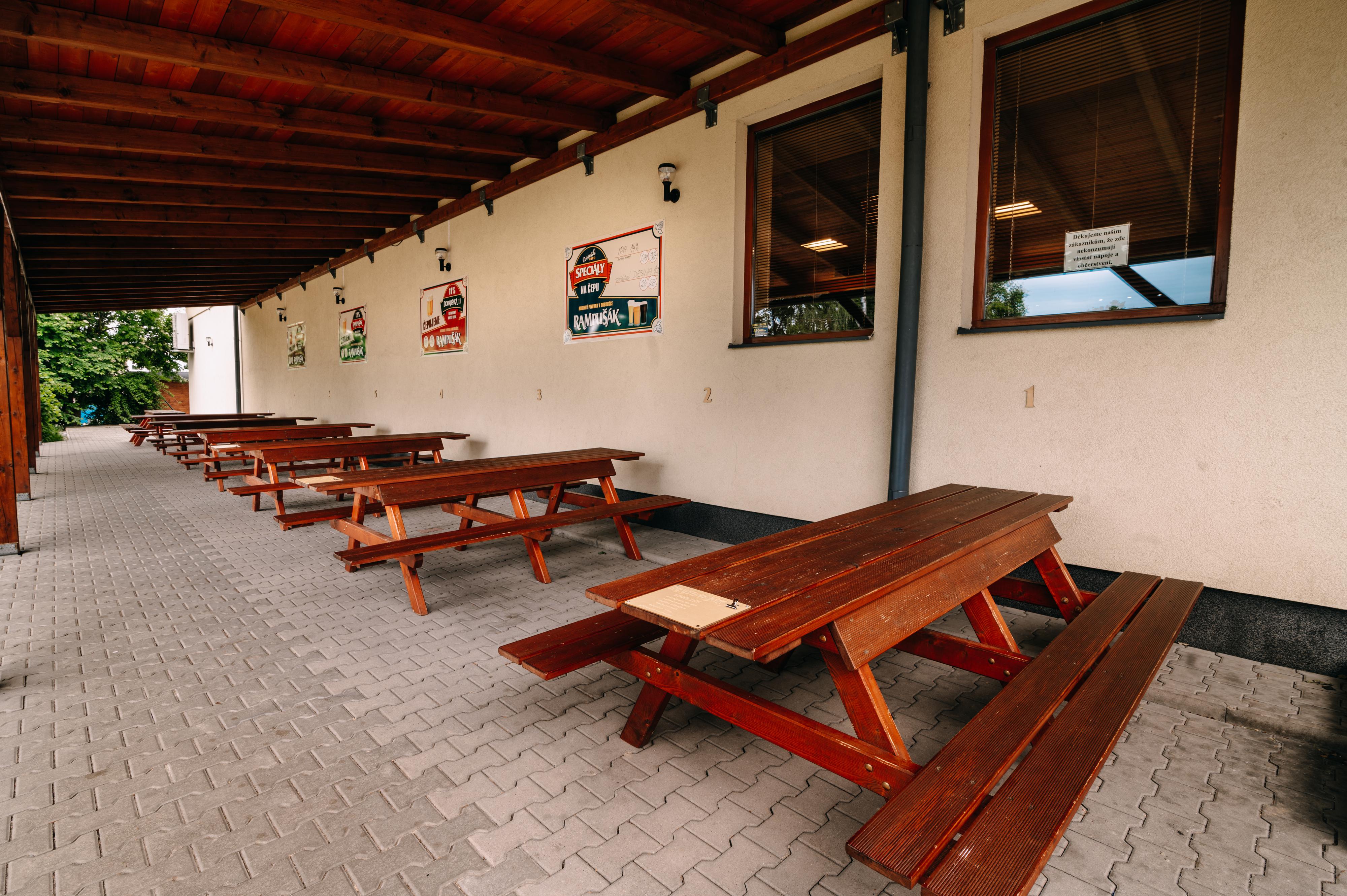 Pivovarská hospůdka s bowlingem Rampušák foto 2