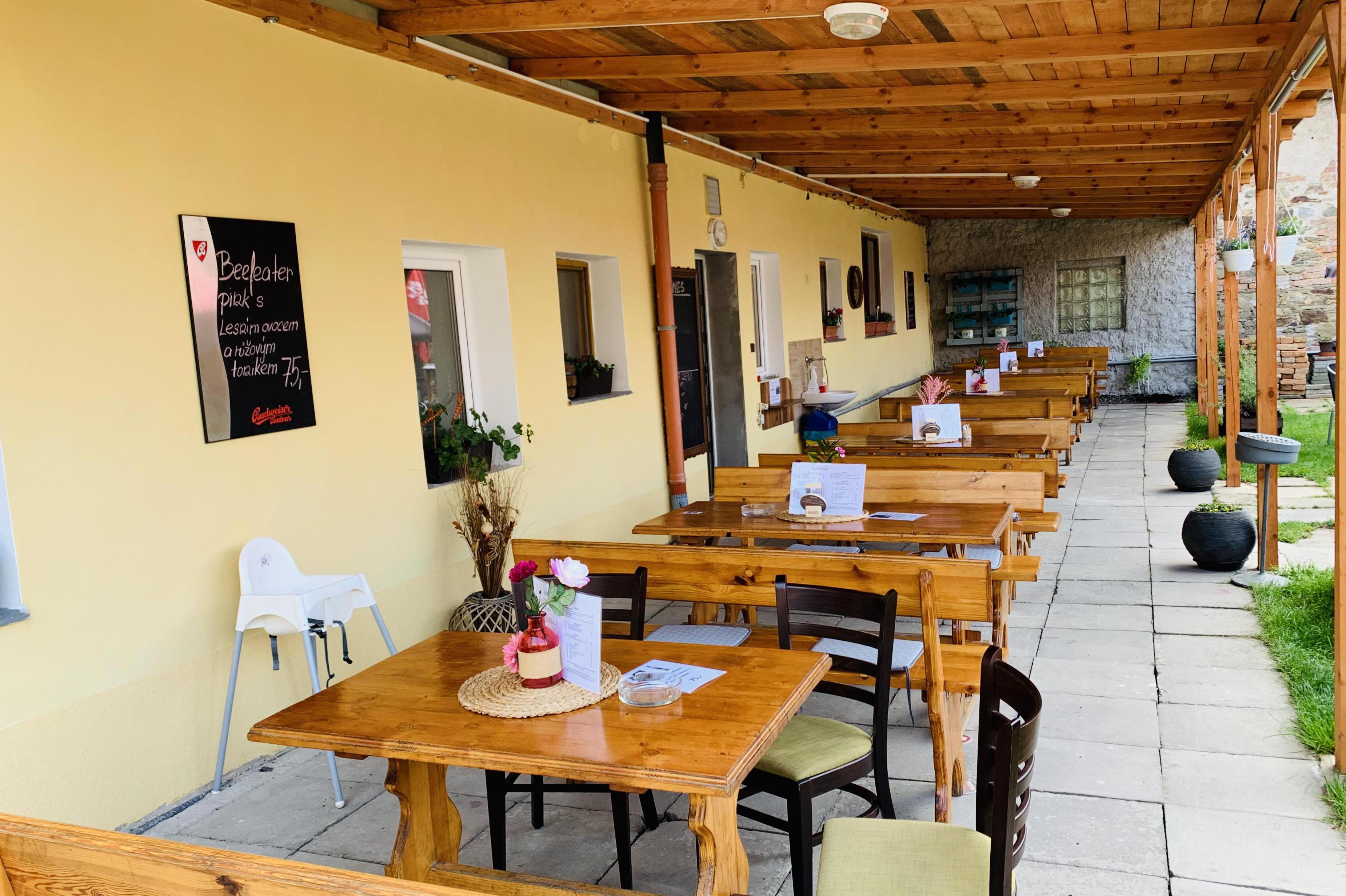Restaurace Na Statku