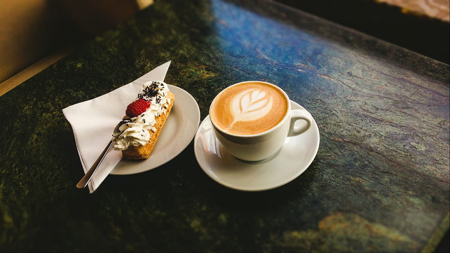 Zemanova kavárna a cukrárna foto 2