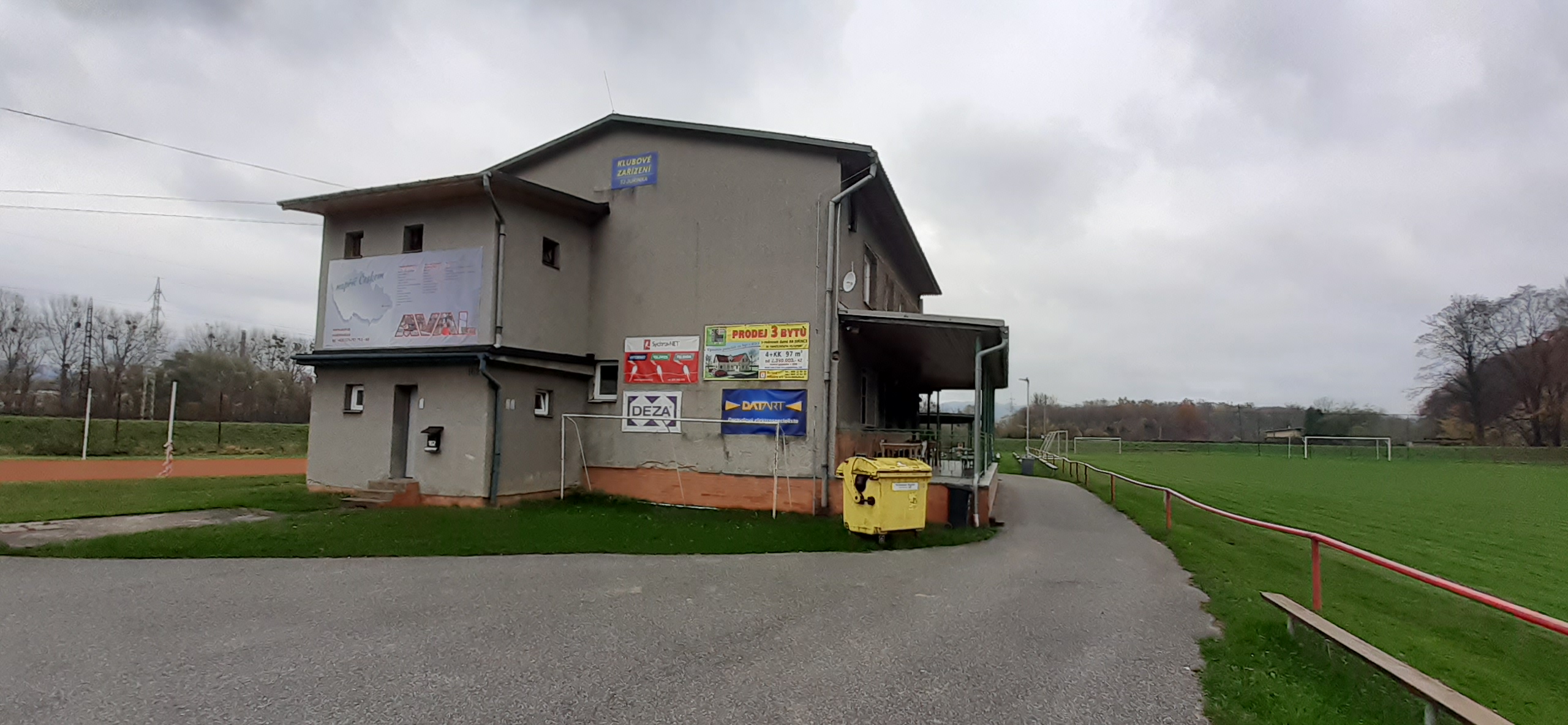 Hospoda na hřišti foto 3