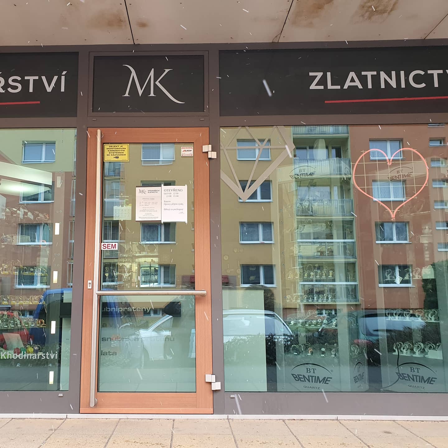 MK hodinářství zlatnictví - Michal Korba foto 2