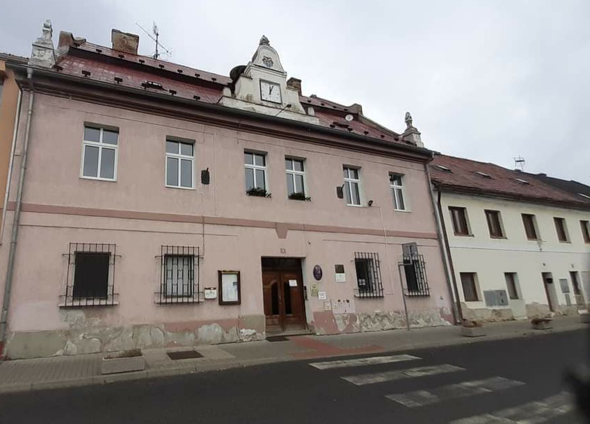 Údlice - obecní úřad foto 4