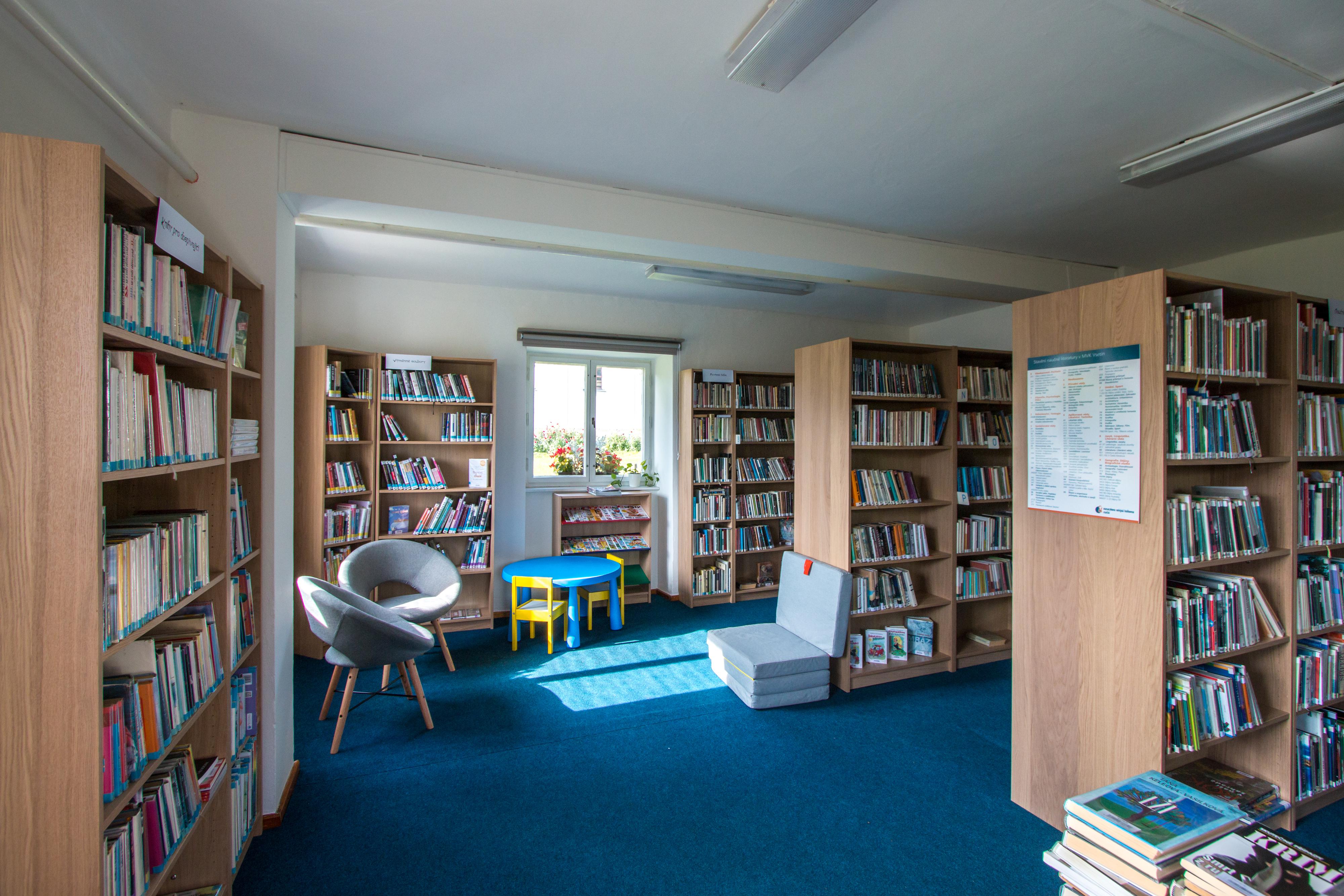 Obecní knihovna Ratiboř foto 2