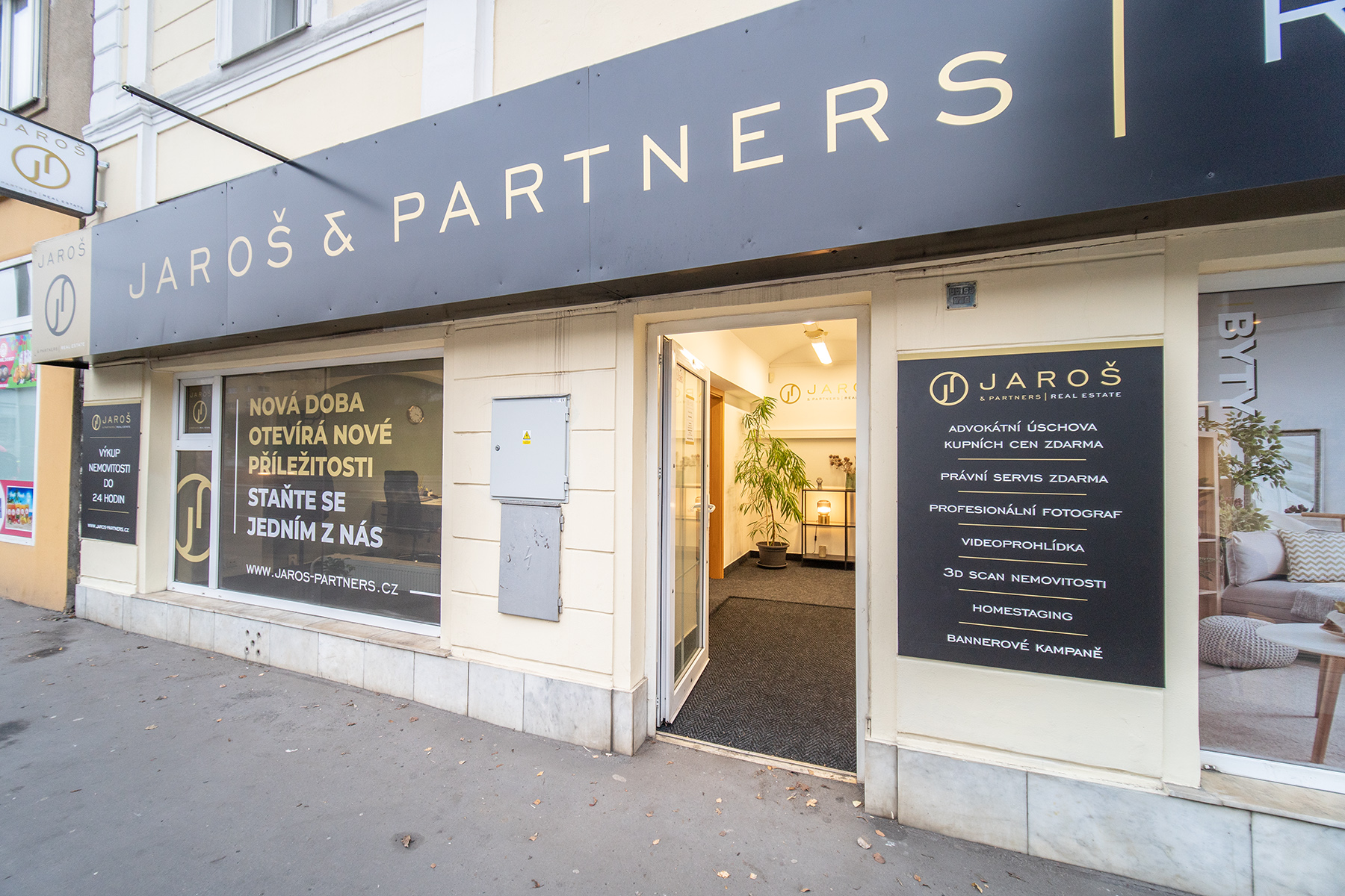 Jaroš & Partners Real Estate foto 2
