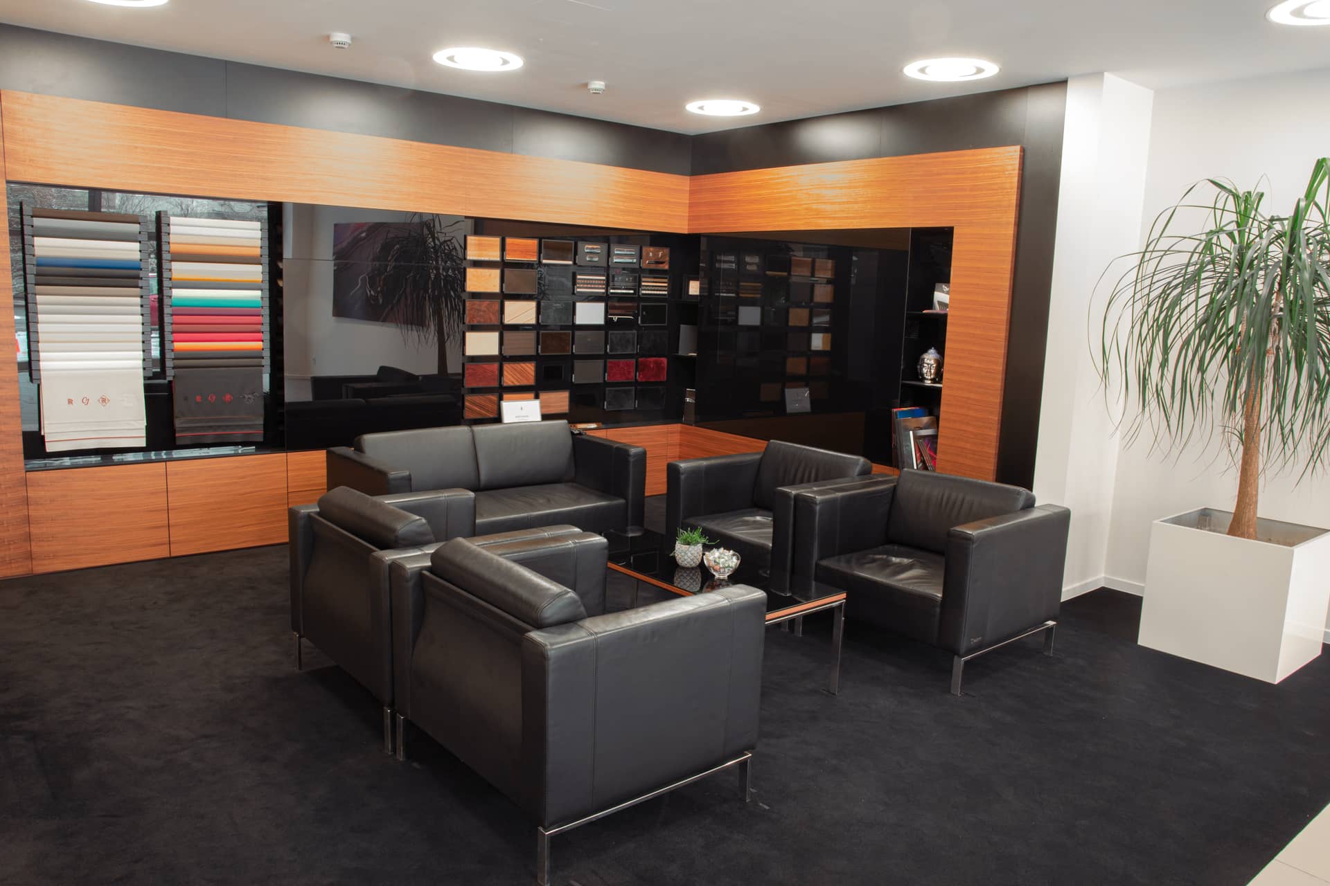 Rolls-Royce Motor Cars Prague foto 3