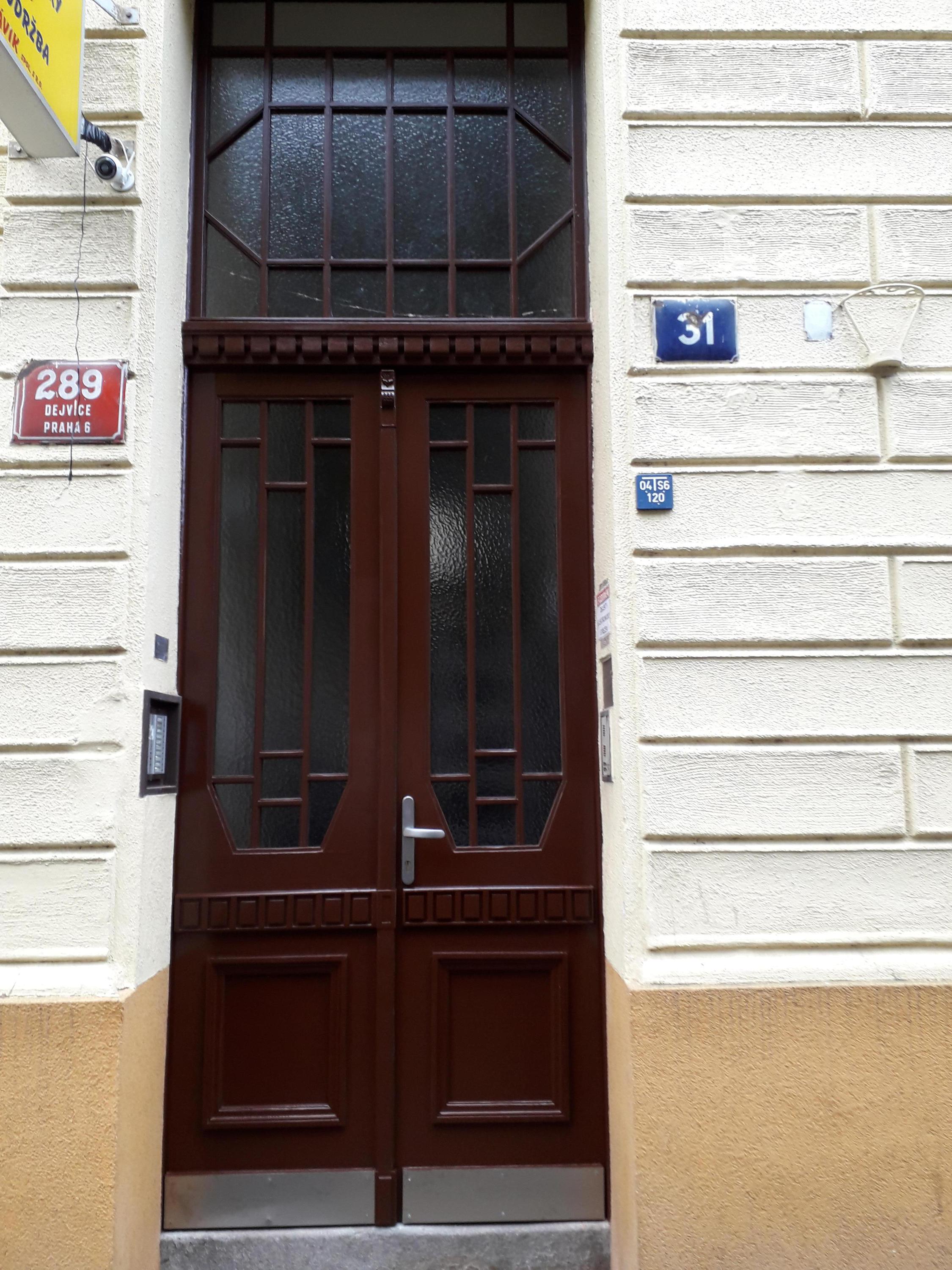 Roman Lukeš - Opravy dveří foto 3