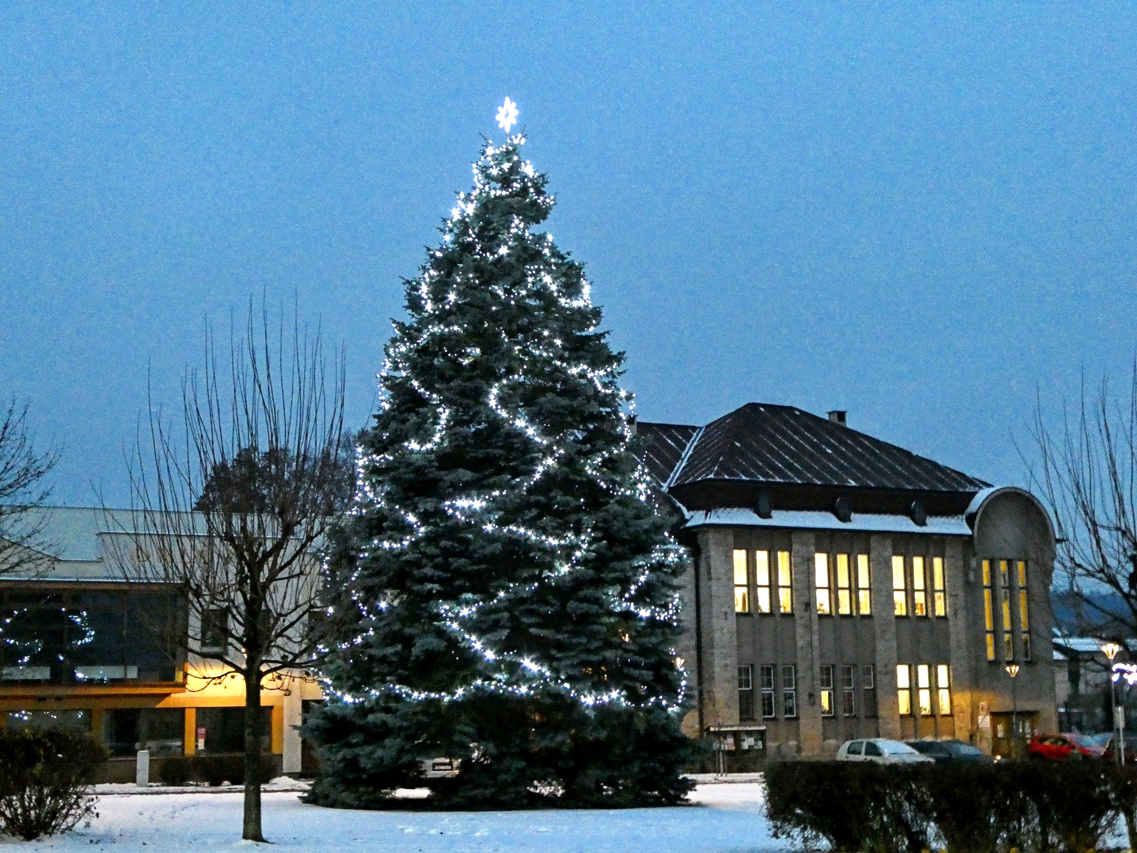 ZŠ a ZUŠ Rtyně v Podkrkonoší foto 2