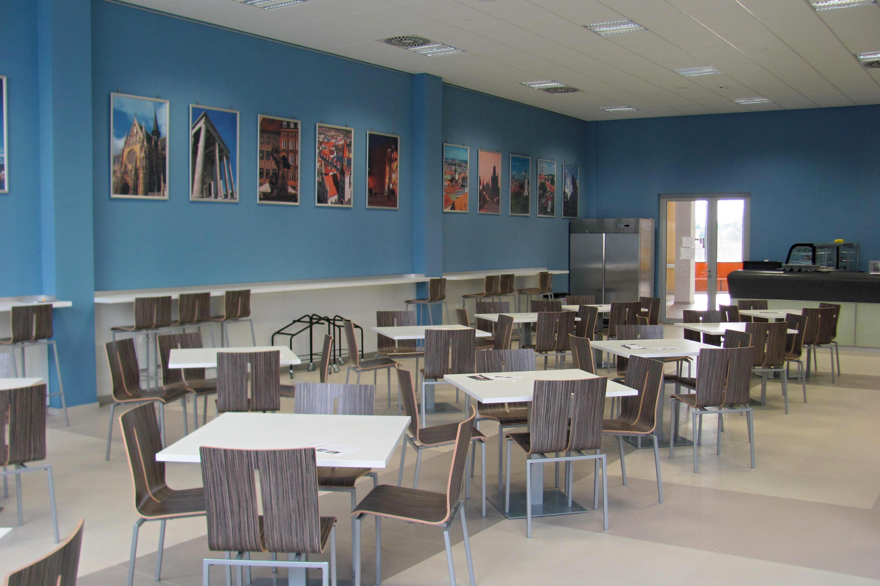 Západočeská univerzita v Plzni - Kavárna  NTIS