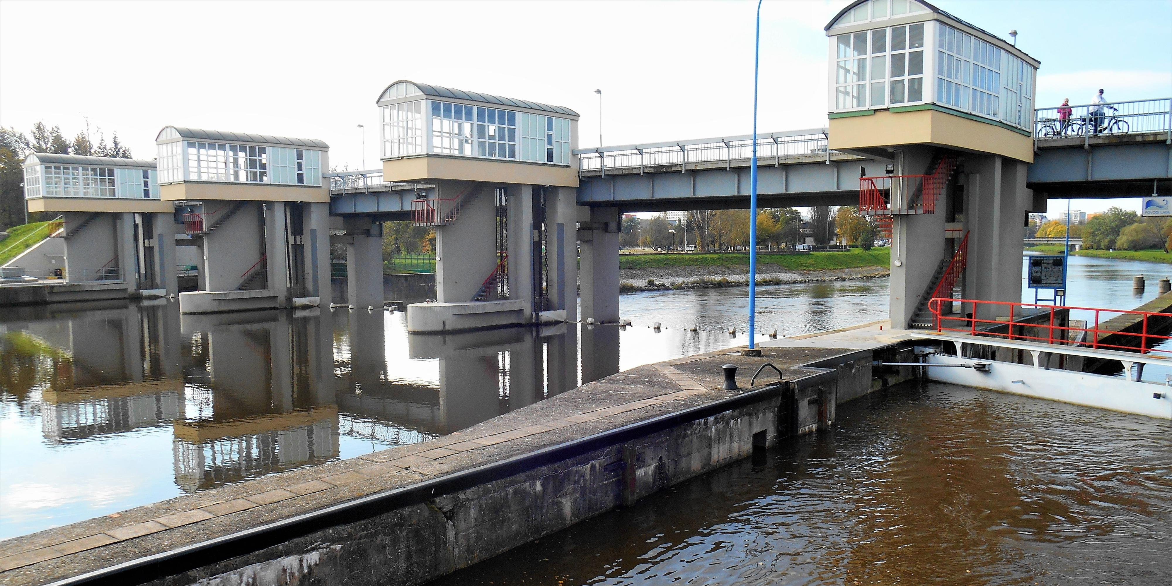 Plavební komora Pardubice foto 4
