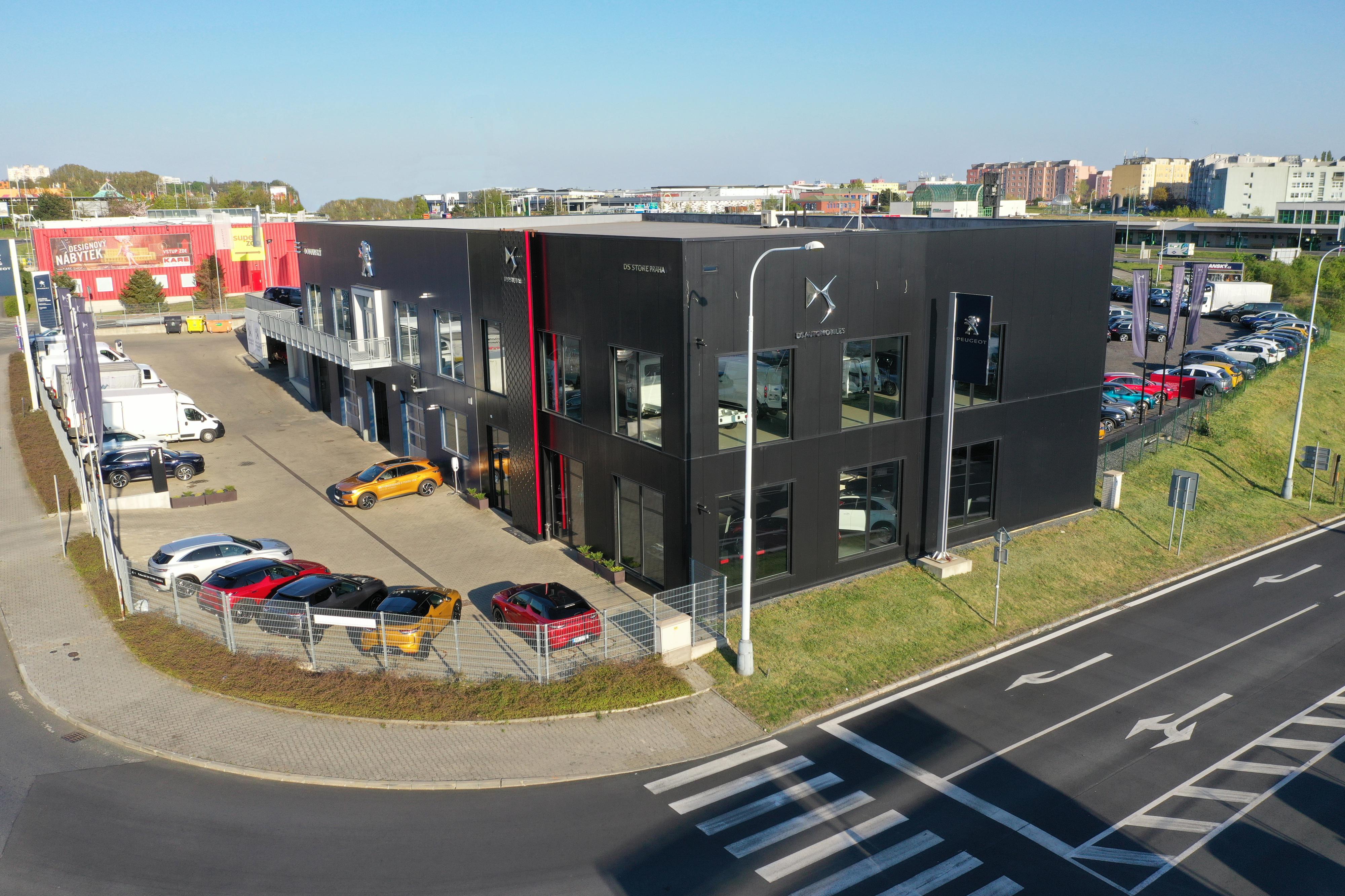 DS STORE PRAHA Domanský foto 3