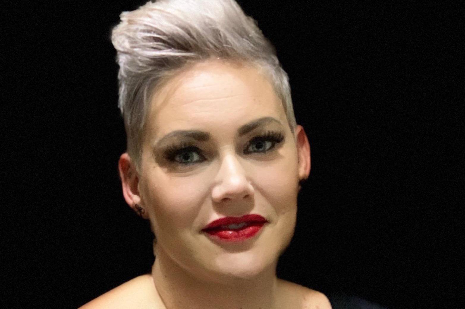 Lenka Weiss, realitní makléř