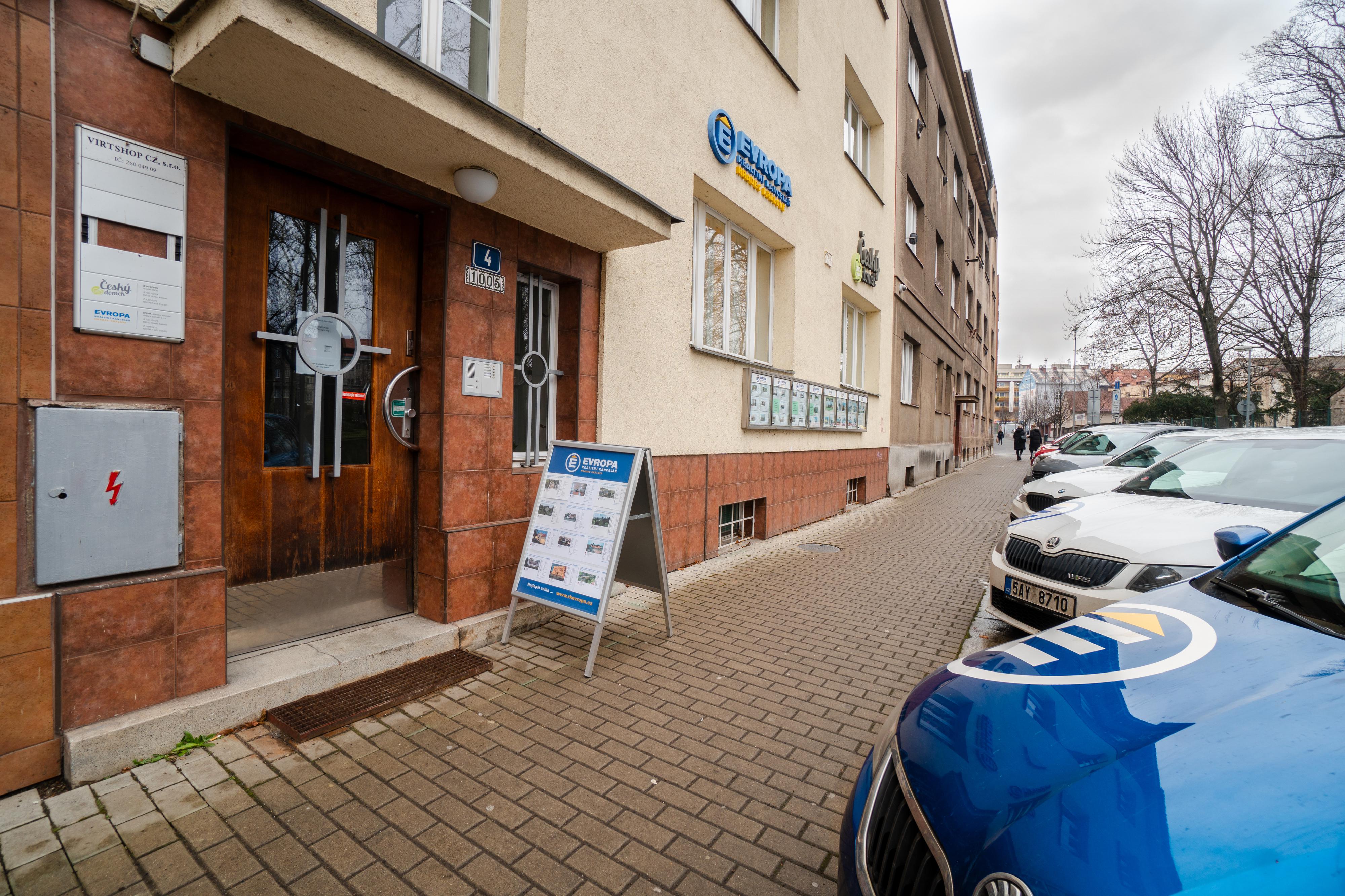 EVROPA realitní kancelář HRADEC KRÁLOVÉ foto 2