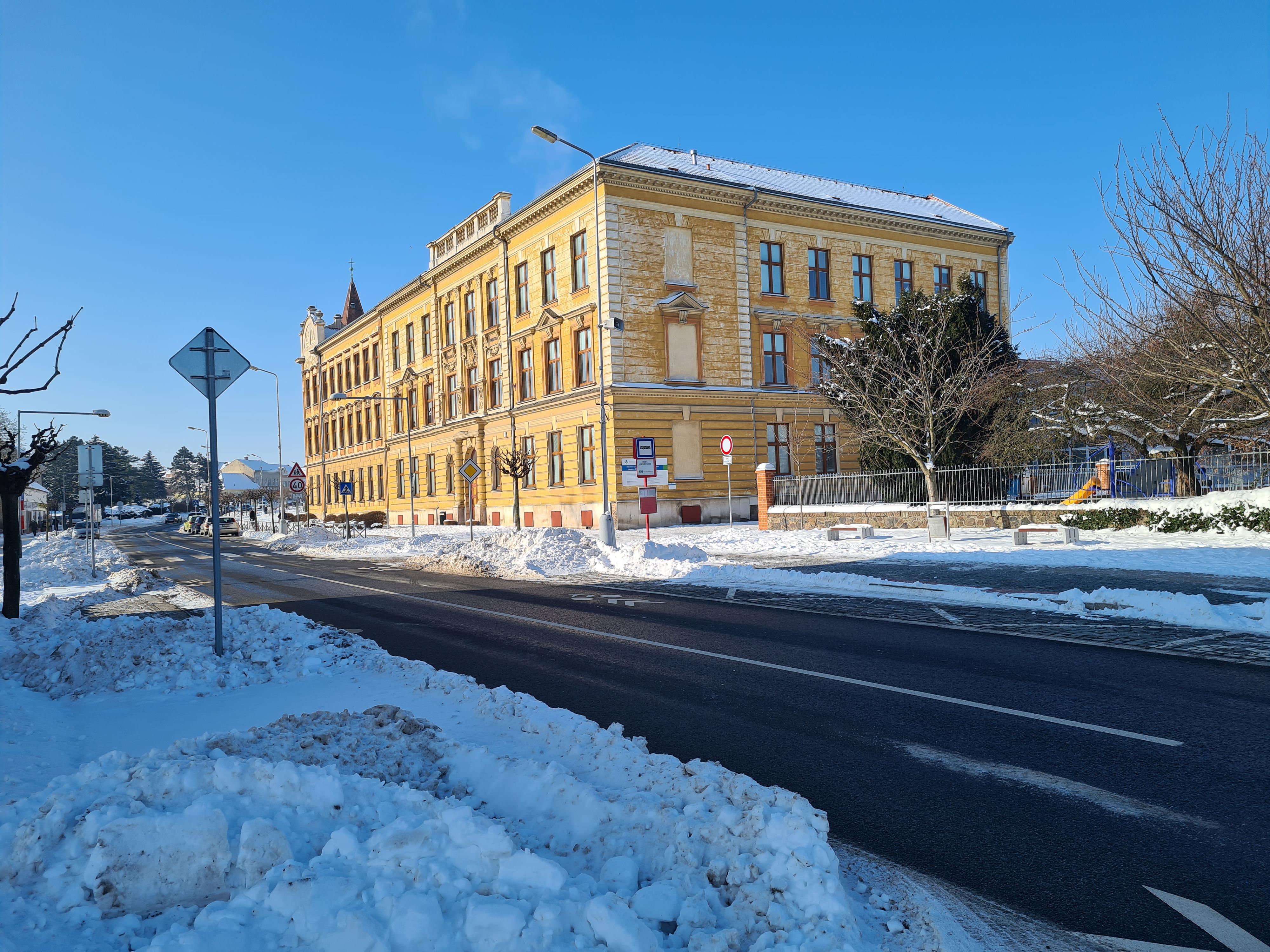 ZŠ Pečky foto 2