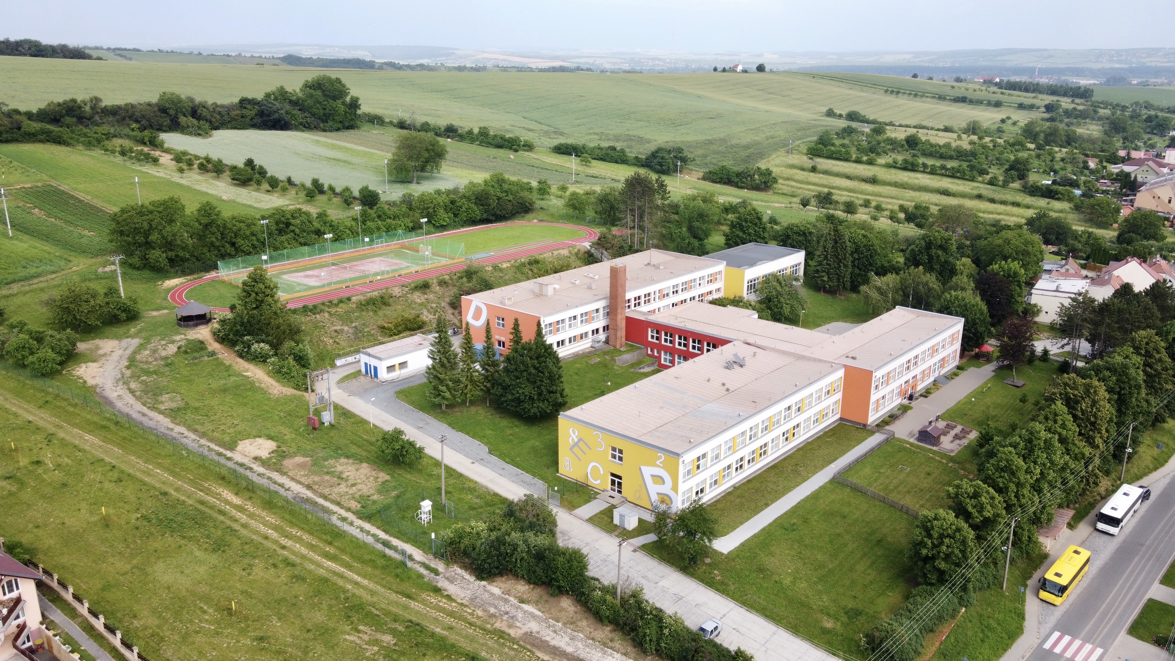 Základní škola a Mateřská škola Traplice, okres Uherské Hradiště foto 2
