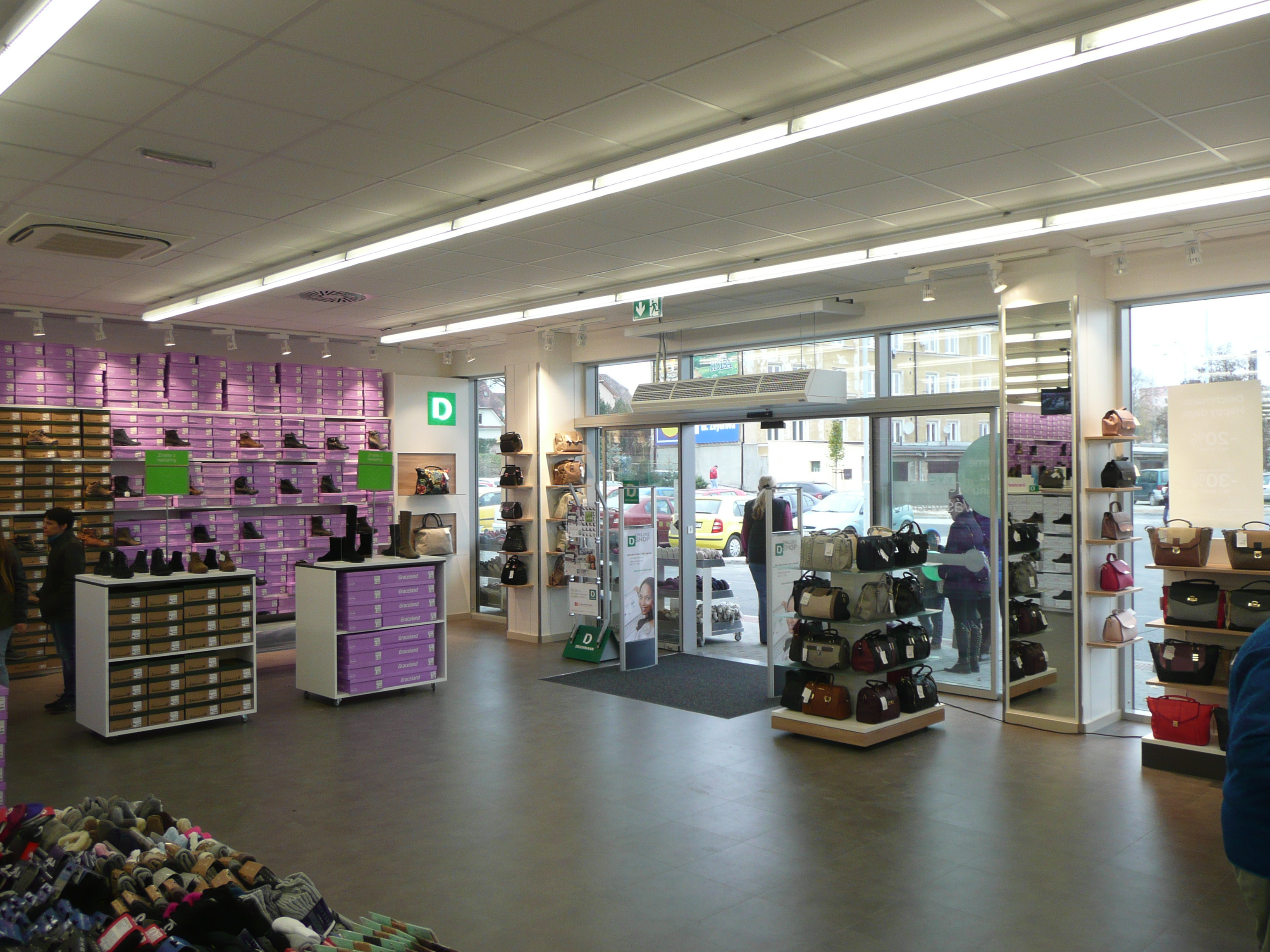 DEICHMANN foto 2