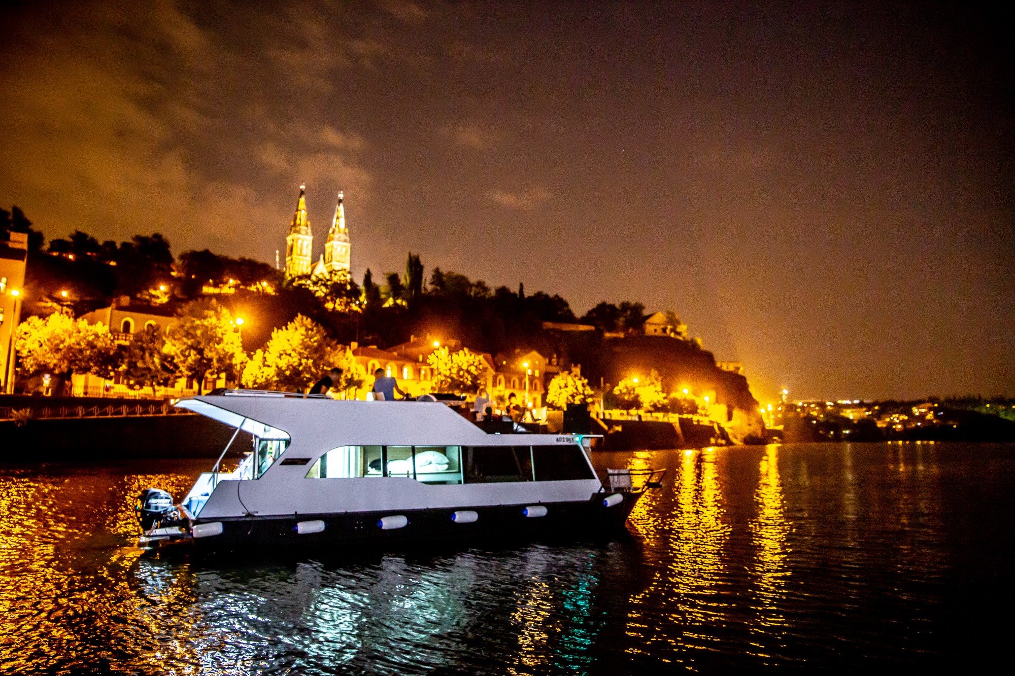 Yachtboat Prague foto 2