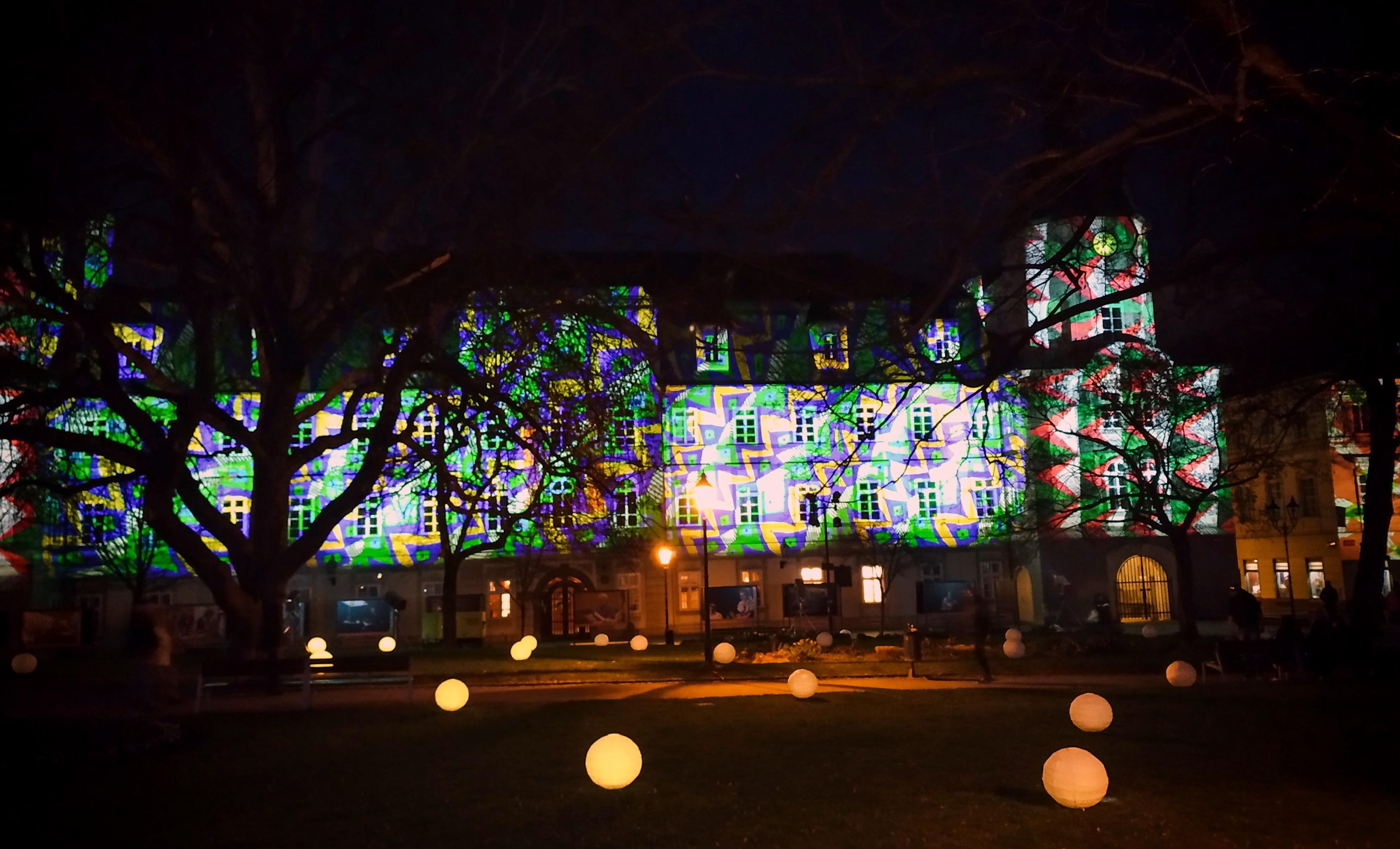 Studijní a vědecká knihovna Plzeňského kraje foto 3