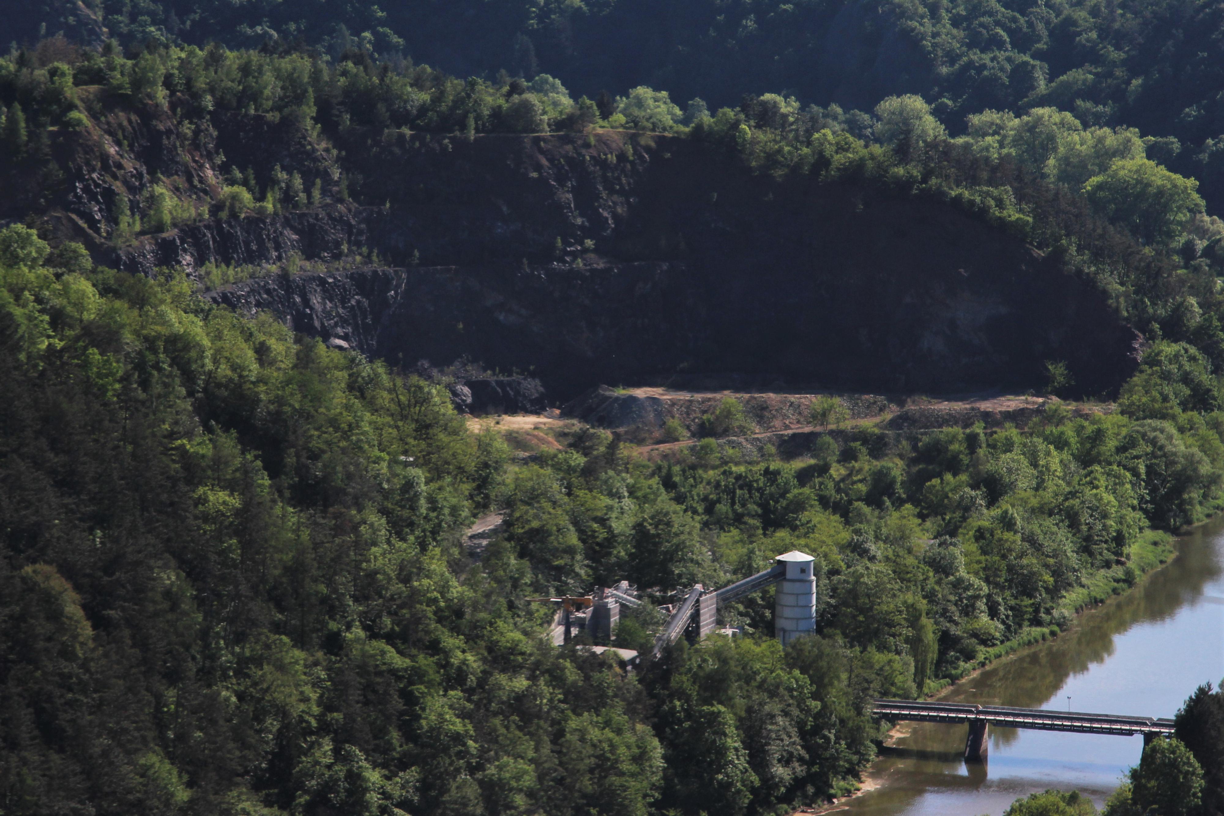 KÁMEN Zbraslav, a.s. - Kamenolom Sýkořice foto 2