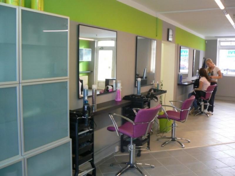 Střední škola služeb a řemesel Stochov - kadeřnický salon foto 4