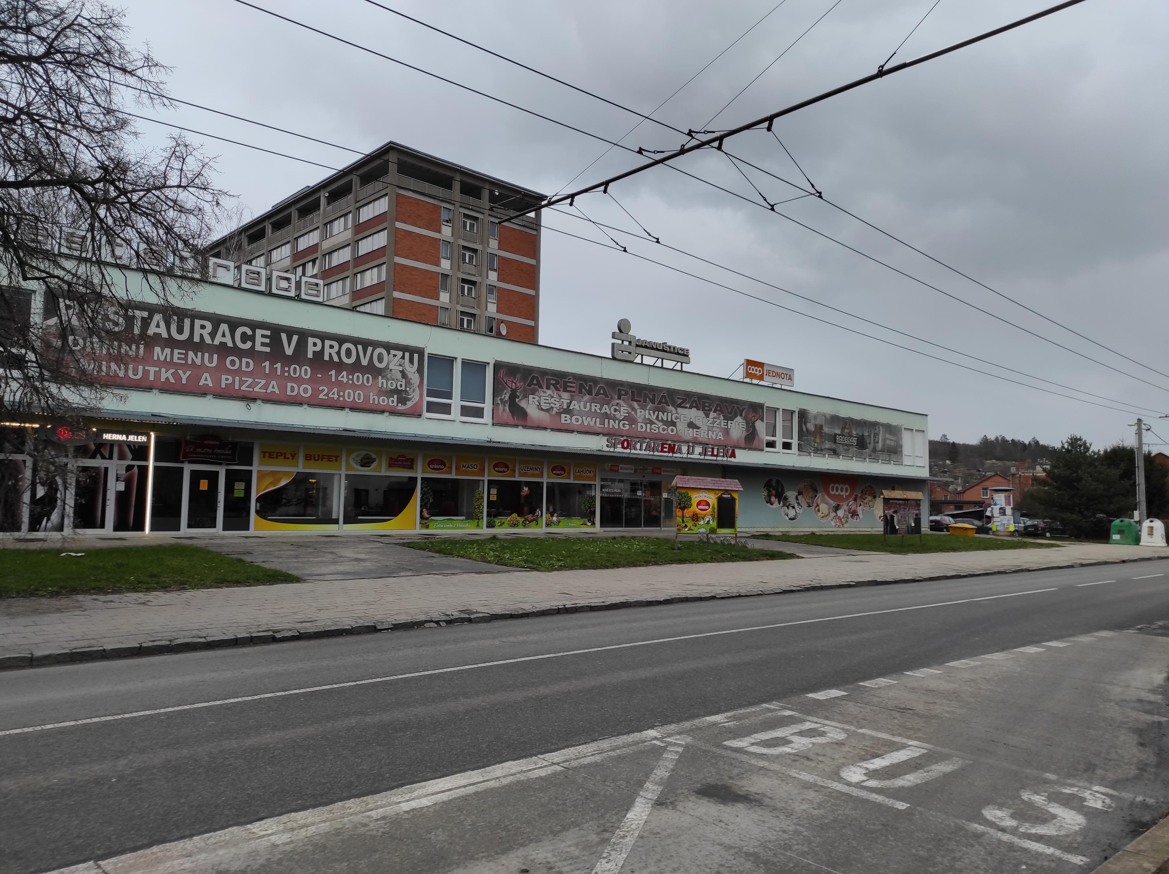 Jednota, spotřební družstvo ve Zlíně - COOP foto 2