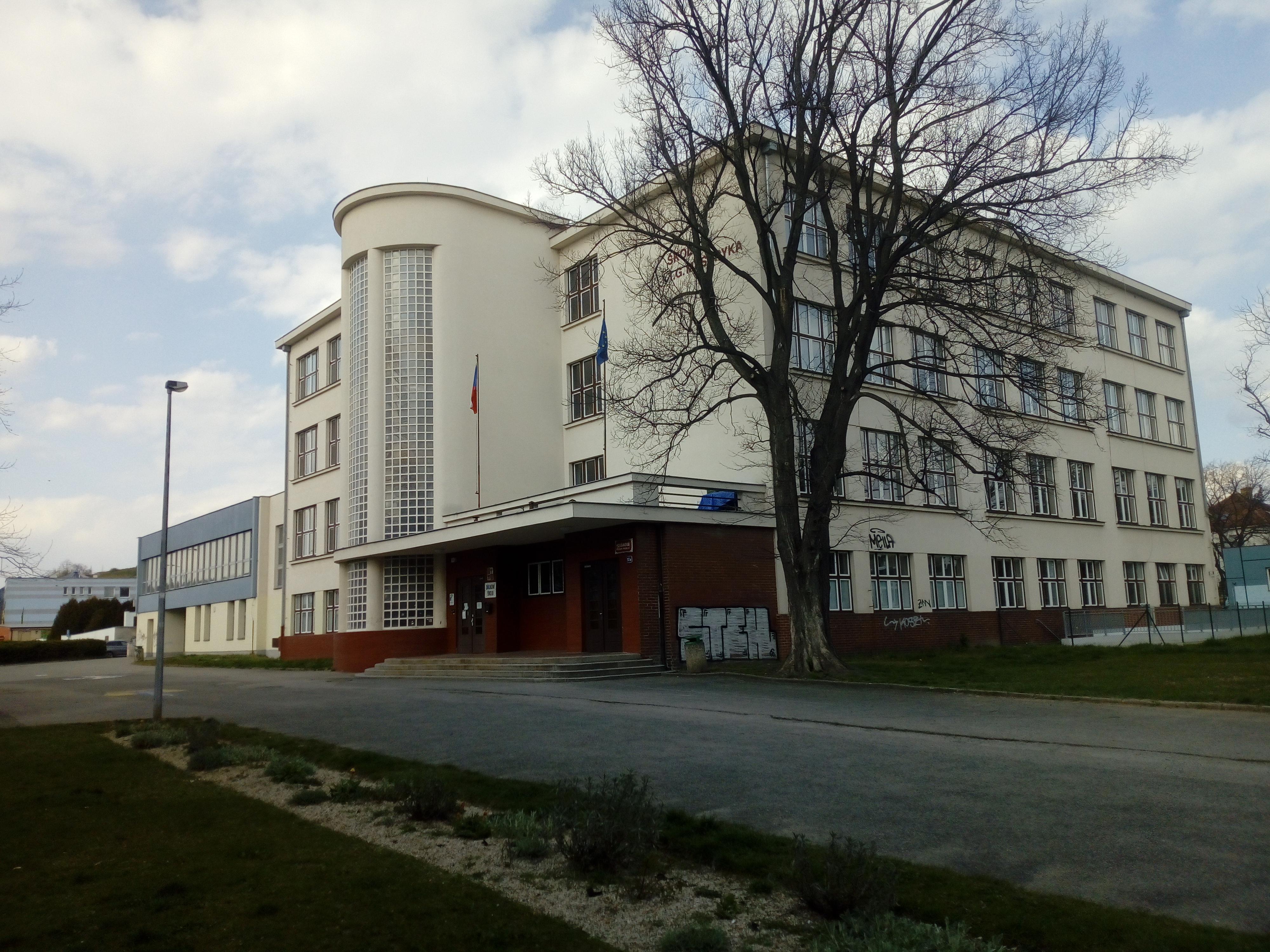 ZŠ T.G. Masaryka Praha 12 foto 2