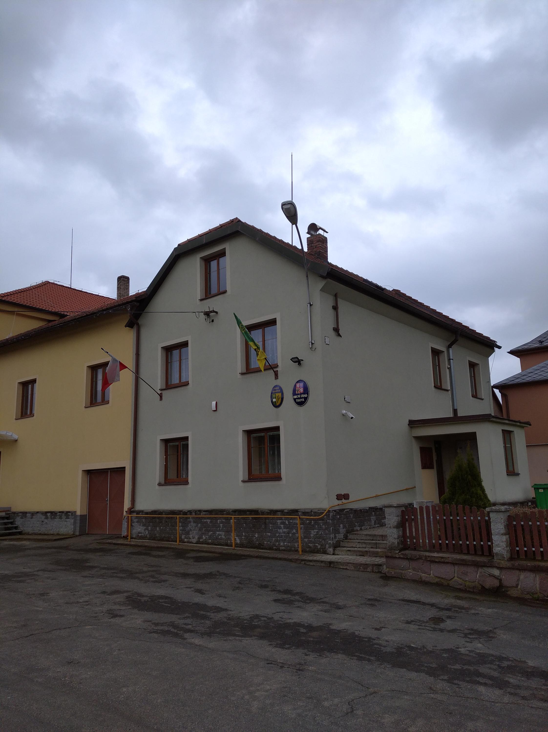 Tisová - obecní úřad foto 4