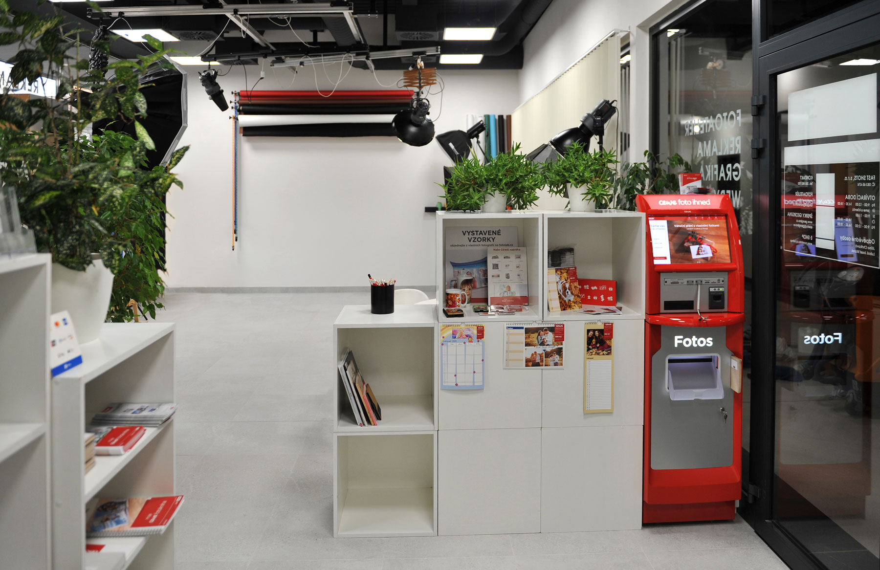 FAST SHOTS | fotoateliér | fotograf | vizážistka | kurzy focení foto 4