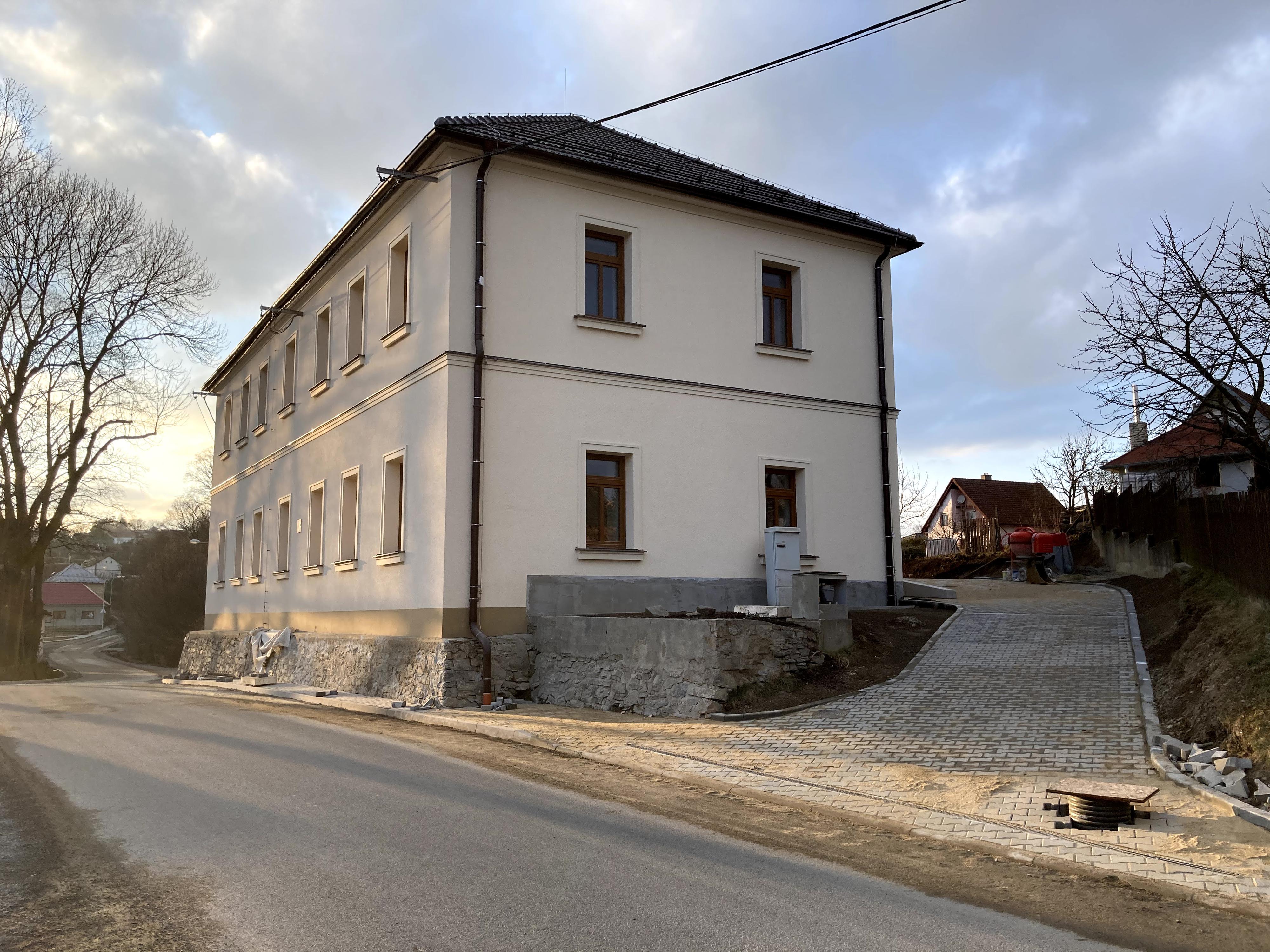 Kladky - obecní úřad foto 3