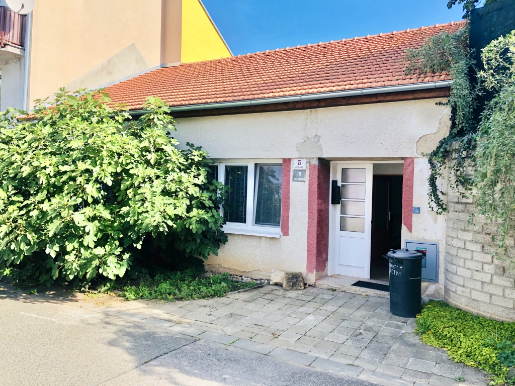 Nízkonákladová realitka foto 5