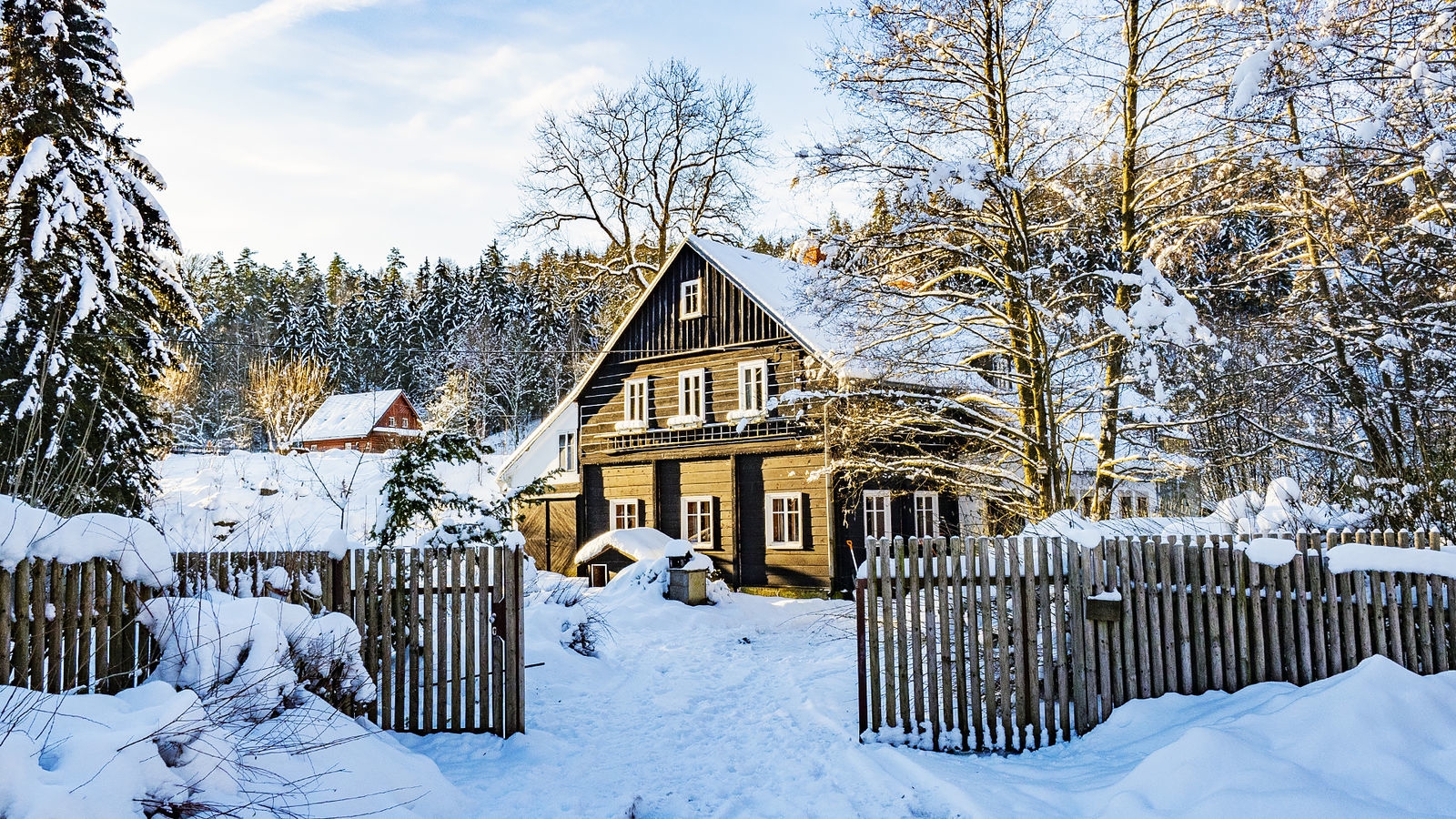 Pavel Pařík -  Realitní makléř foto 2