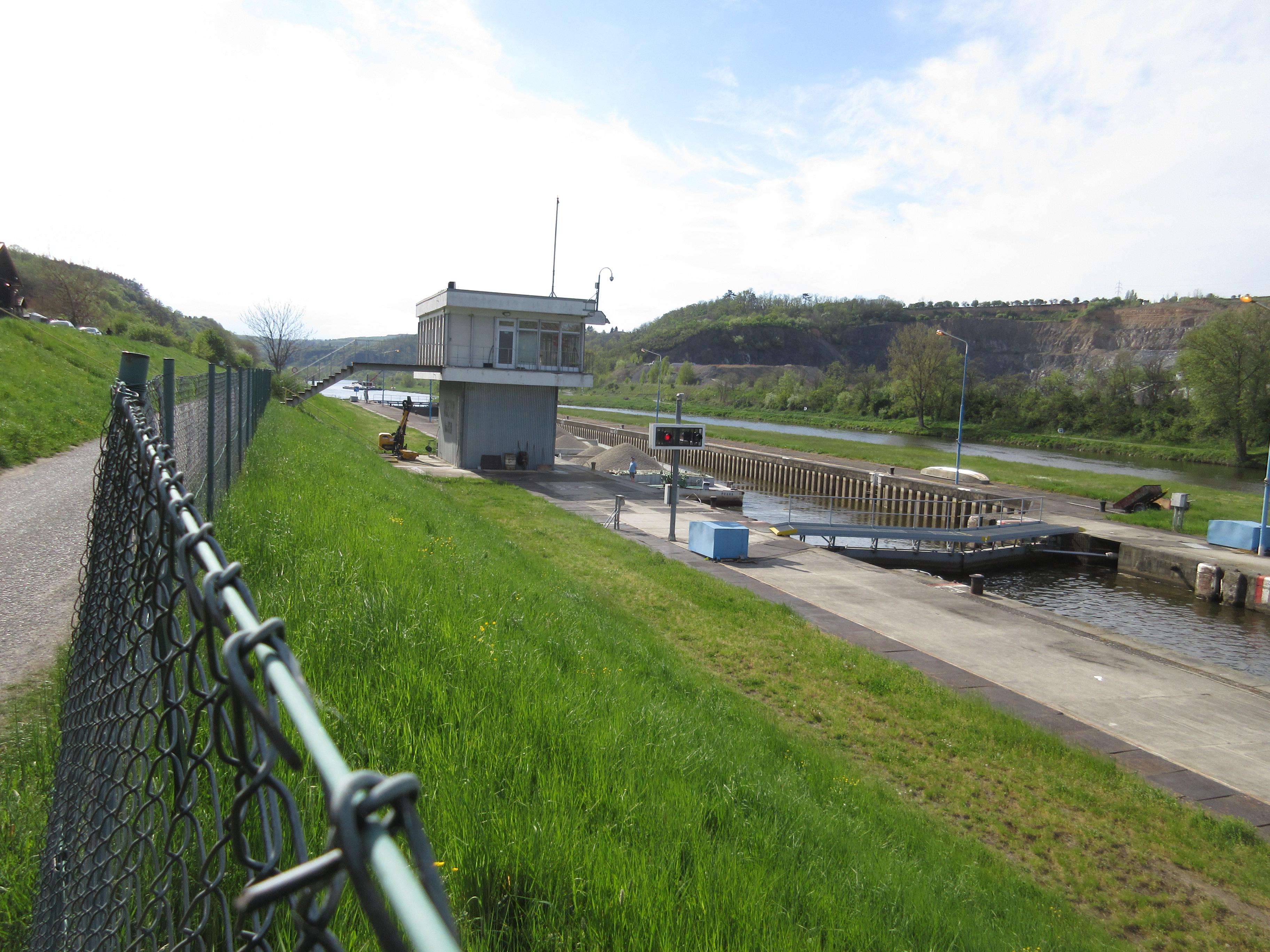 Plavební komora Roztoky foto 3