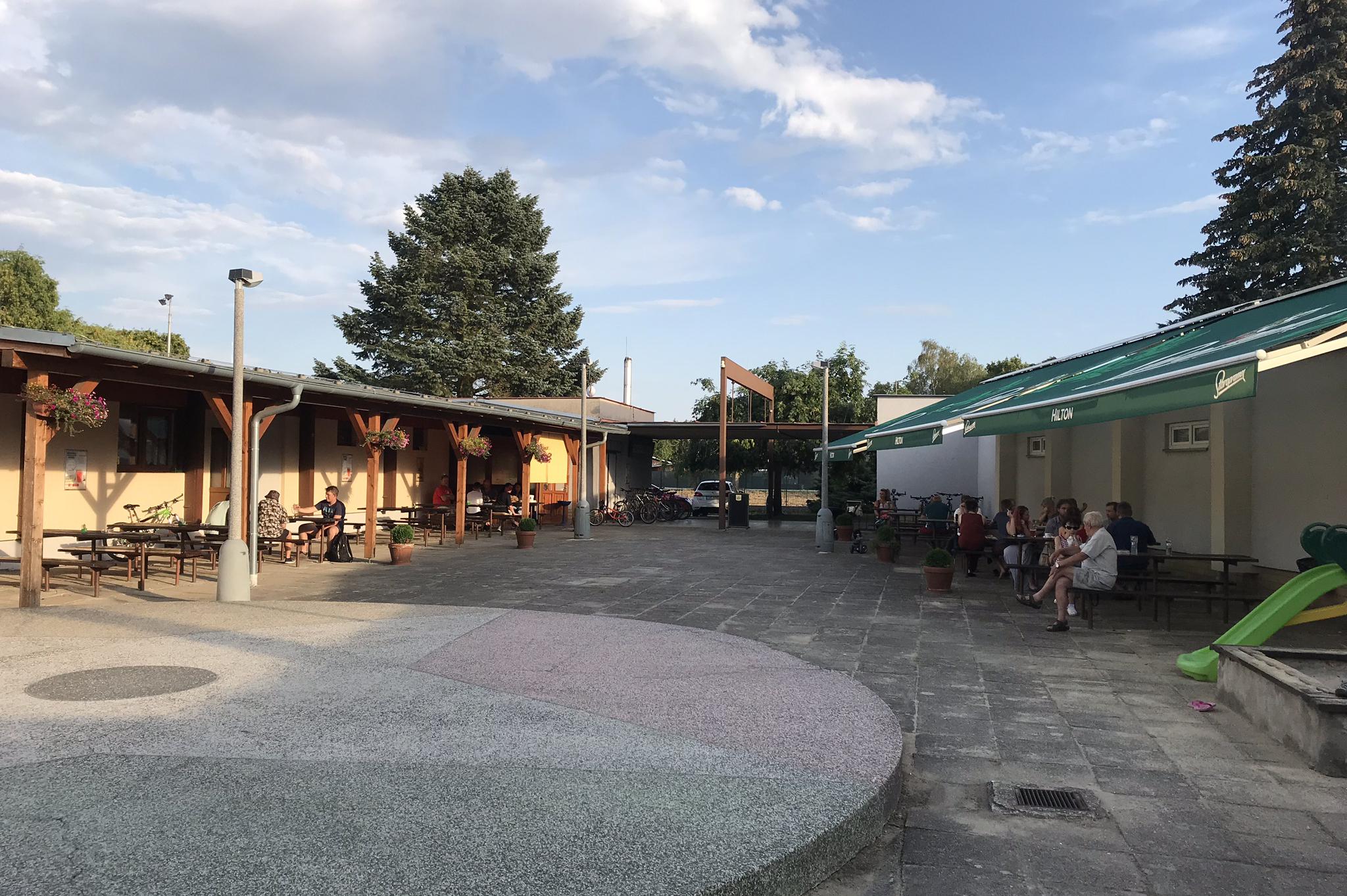 Občerstvení Hilton