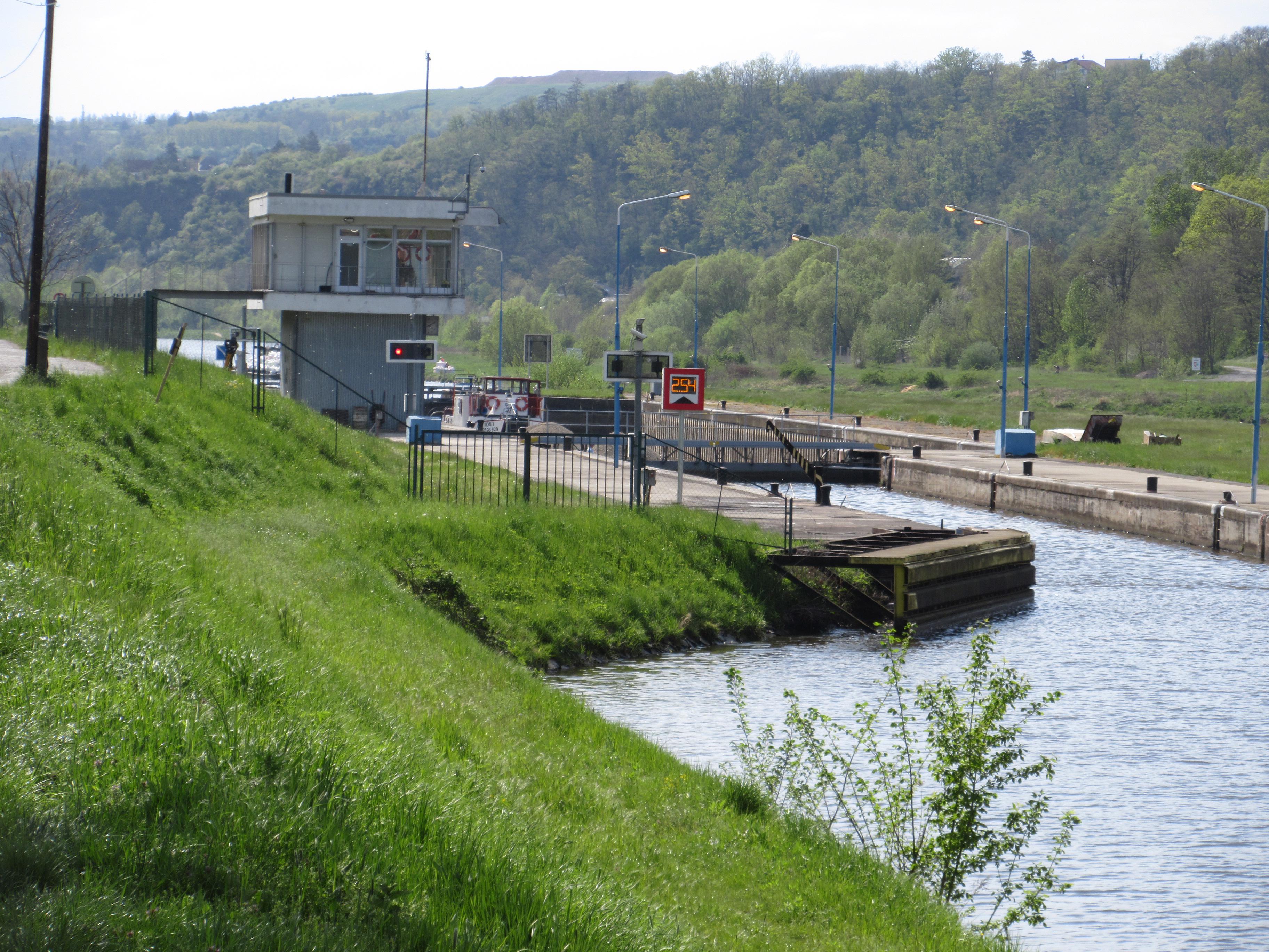 Plavební komora Roztoky foto 6