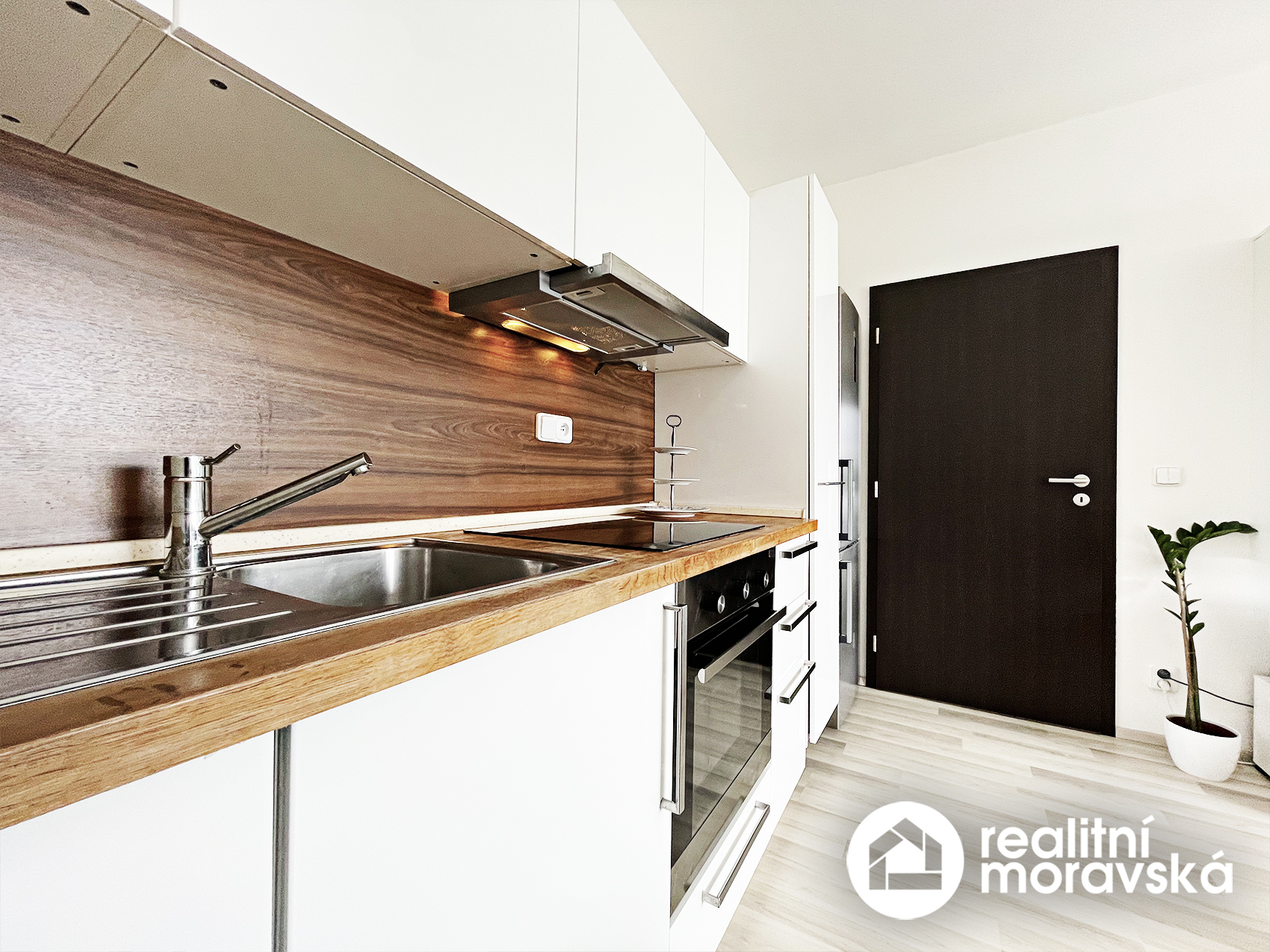 Realitní kancelář - MORAVSKÁ REALITNÍ foto 4