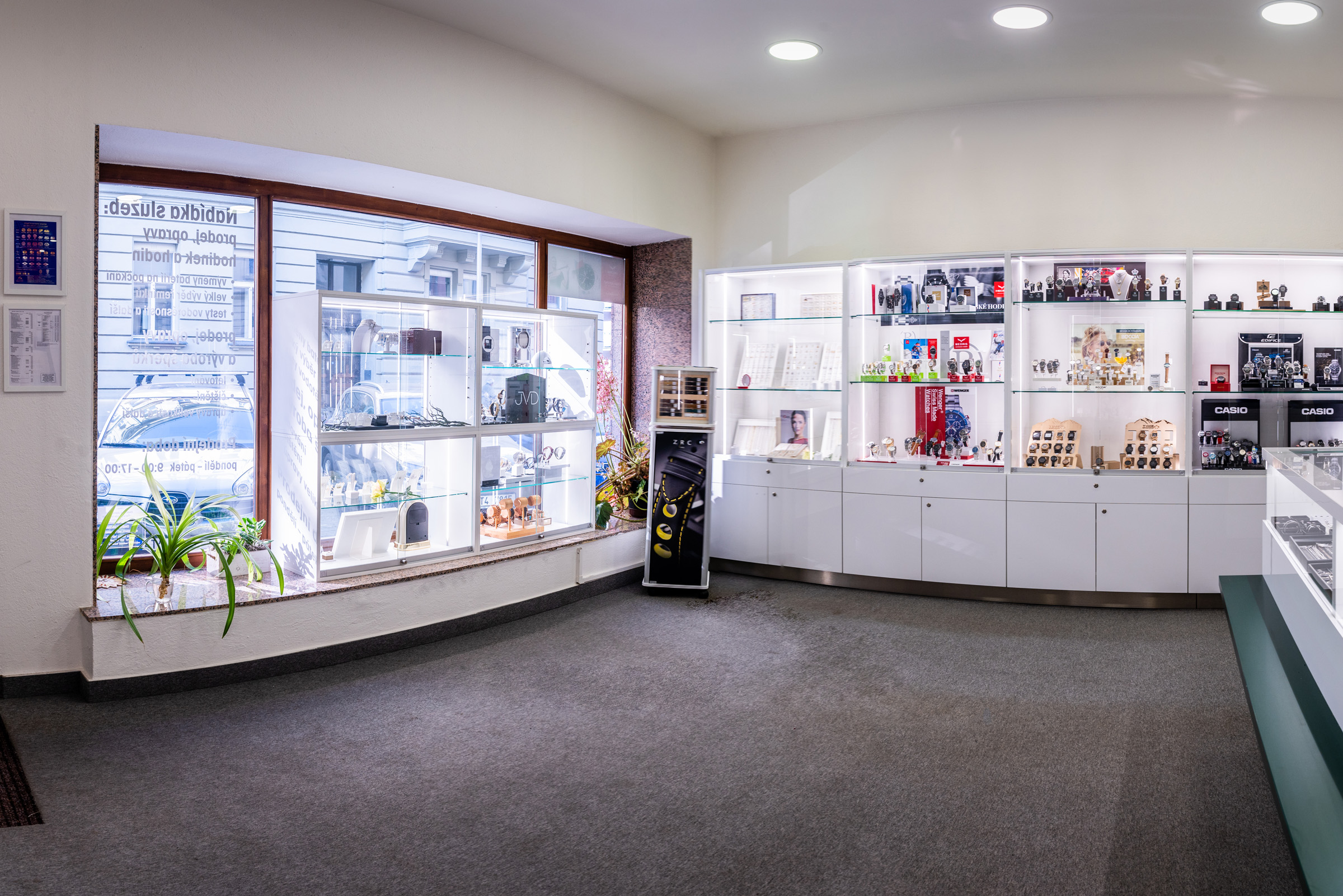 Ondřej Košťálek - hodinářství - zlato - stříbro foto 6