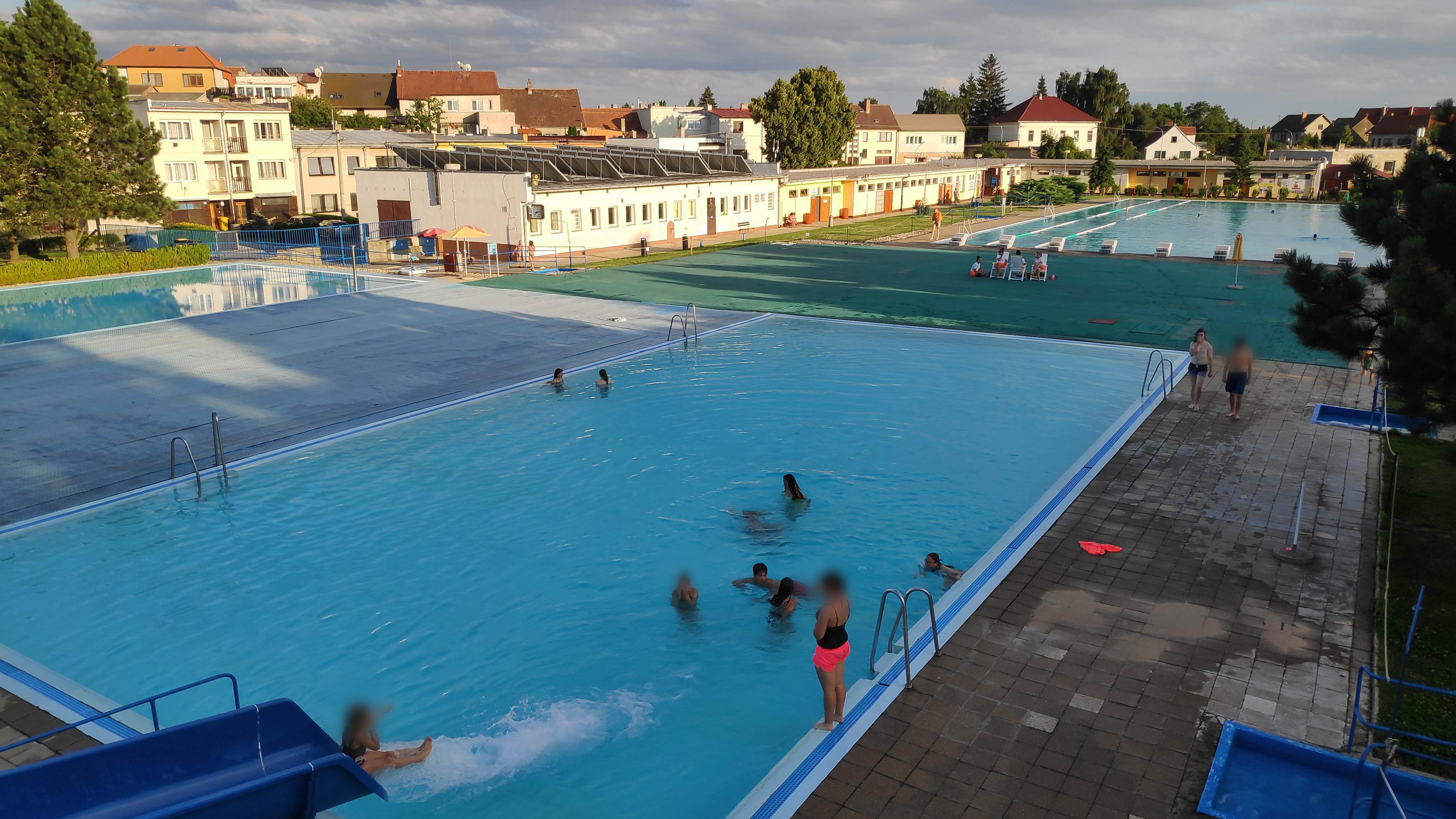 Letní koupaliště Moravské Budějovice foto 1