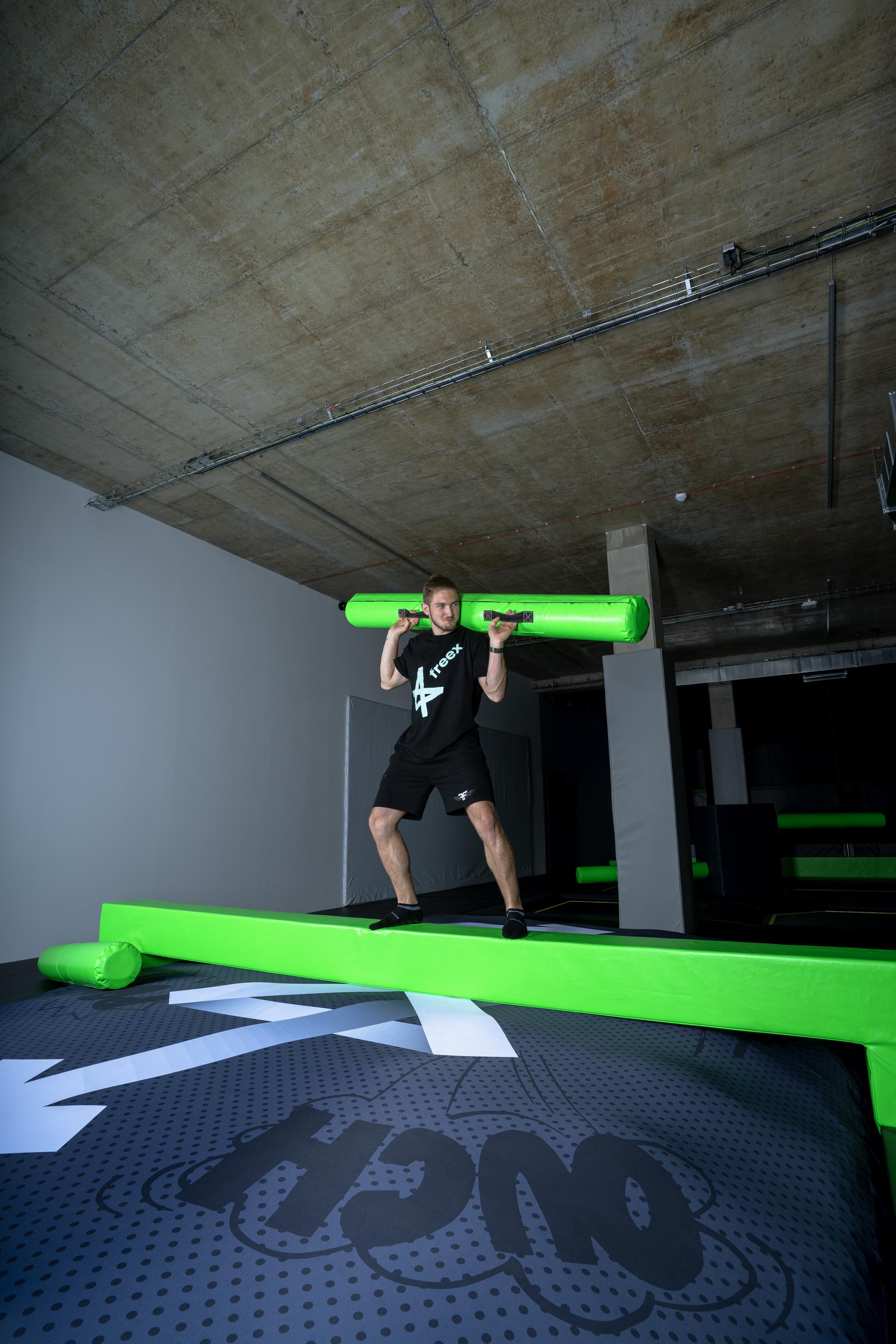 FREEX- interaktivní trampolínové centrum foto 2