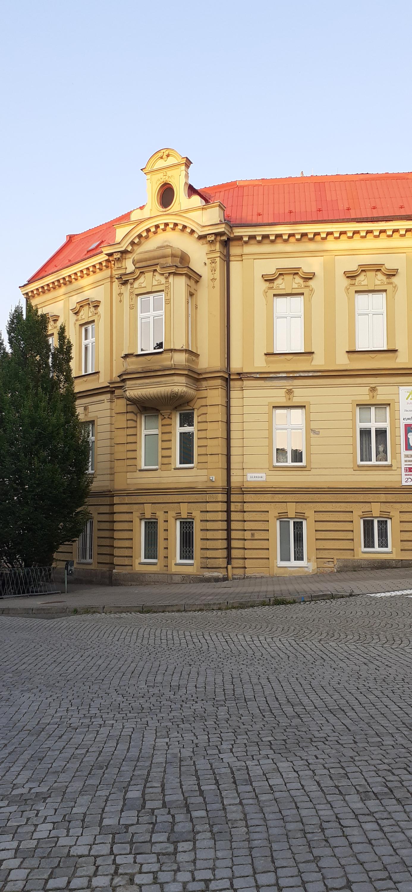 ZUŠ Nový Jičín, Derkova foto 5